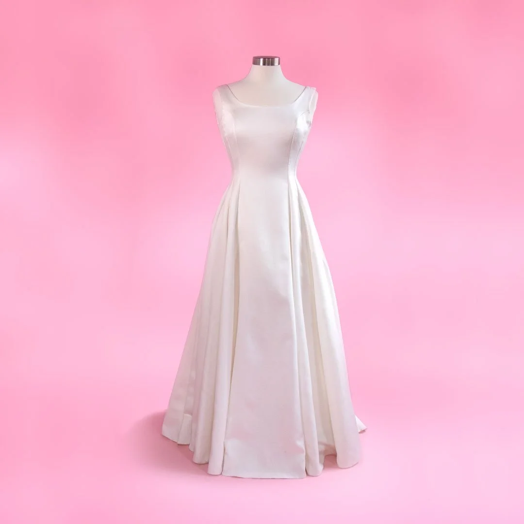 Sleeveless Scott McClintock Wedding Dress  Saint Strange