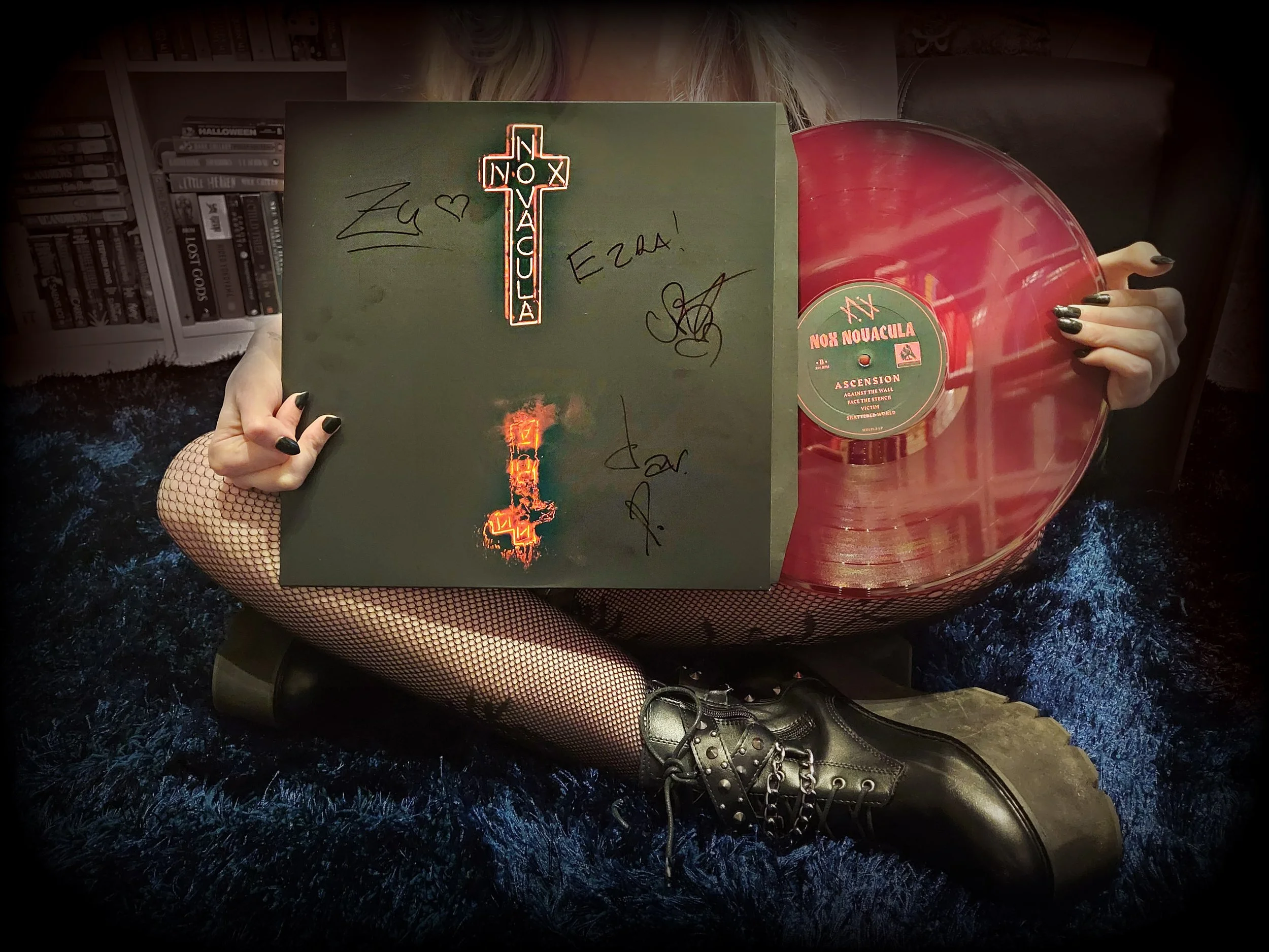 Nox Novacula Signed Record