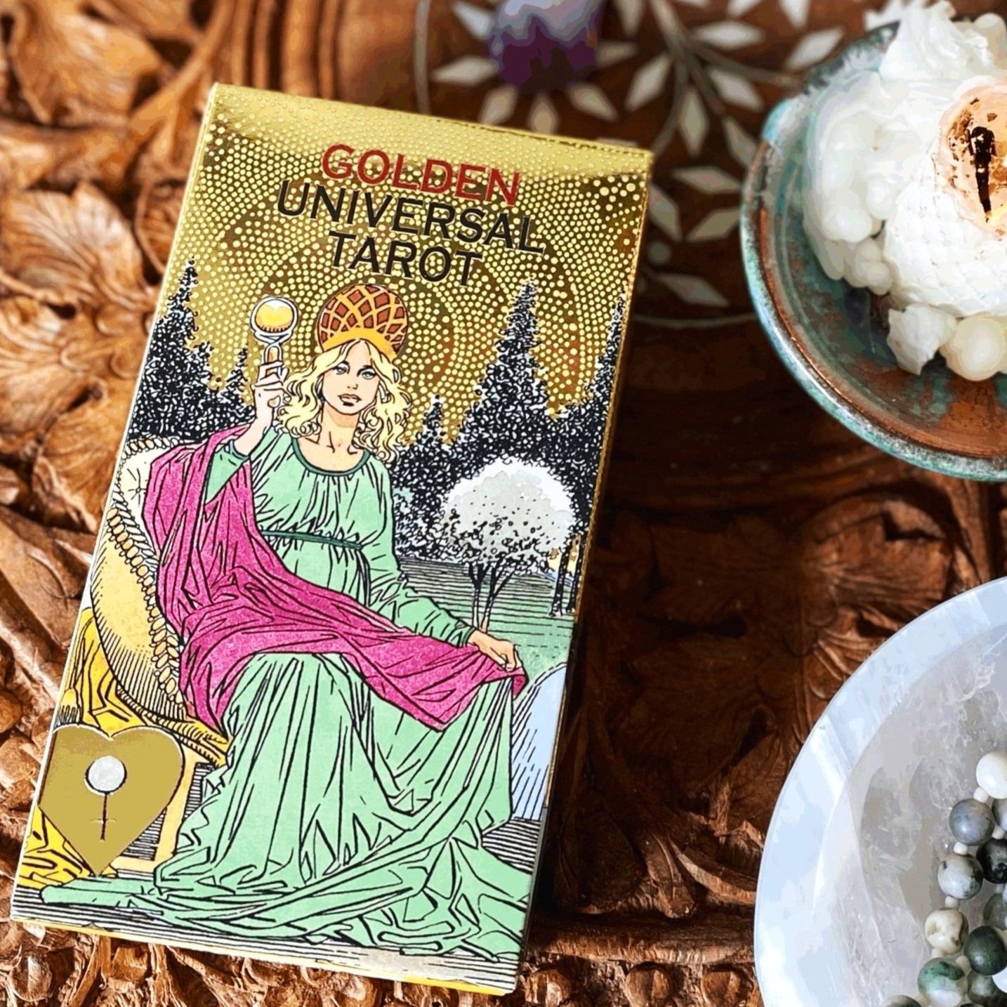 Golden Universal Tarot Deck