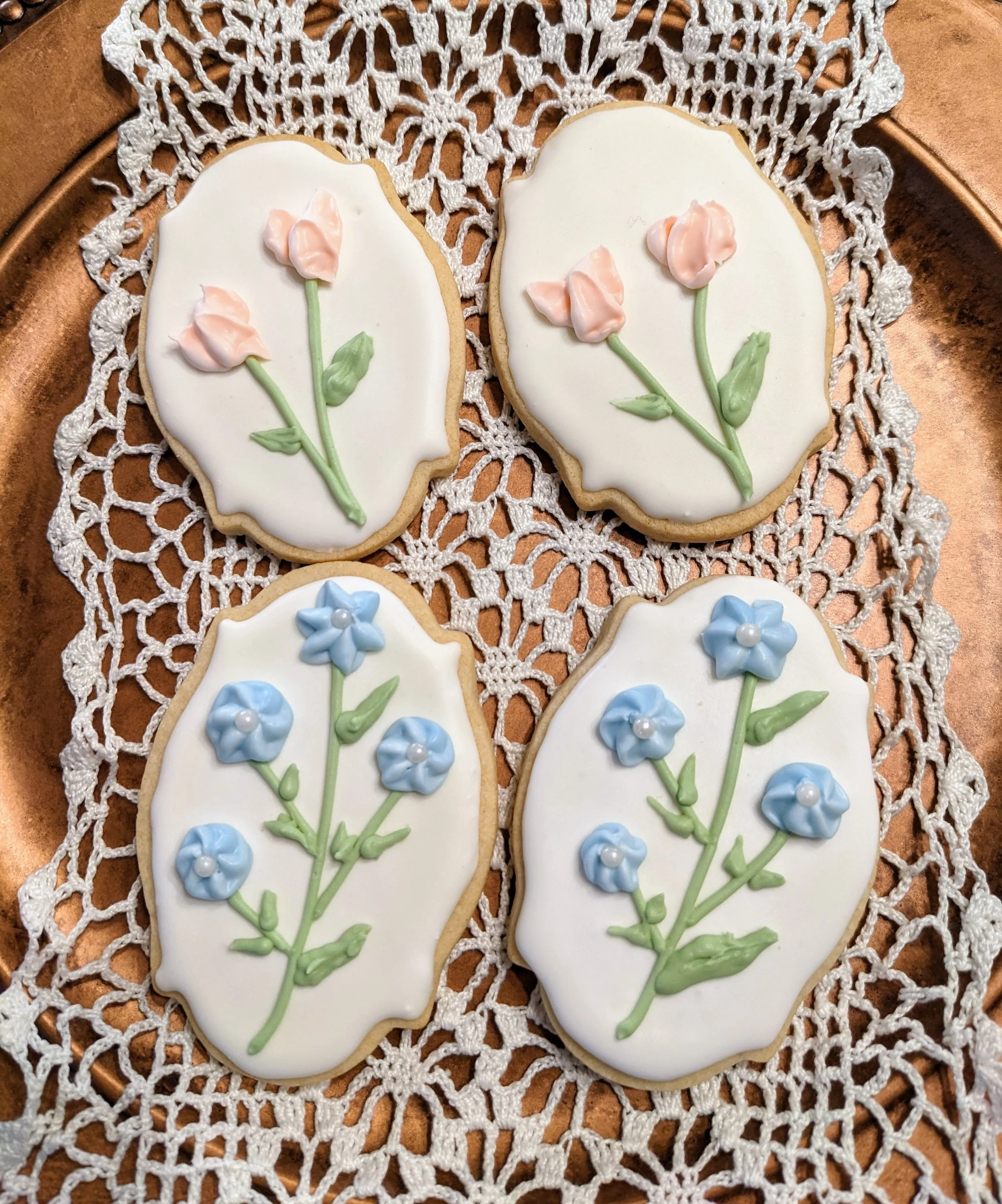 sugar cookie flowers 2.jpg