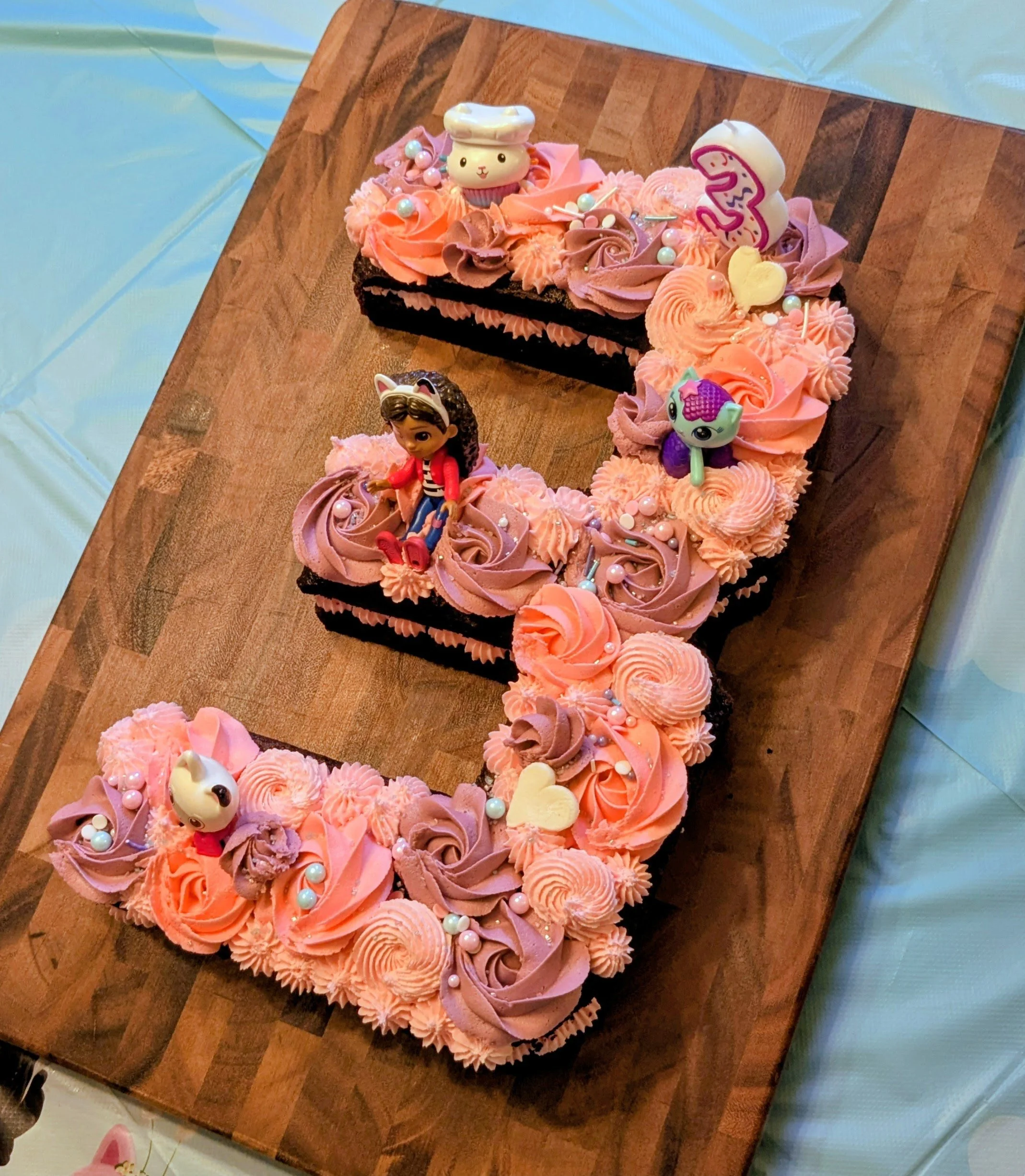 number 3 cake 2.jpg