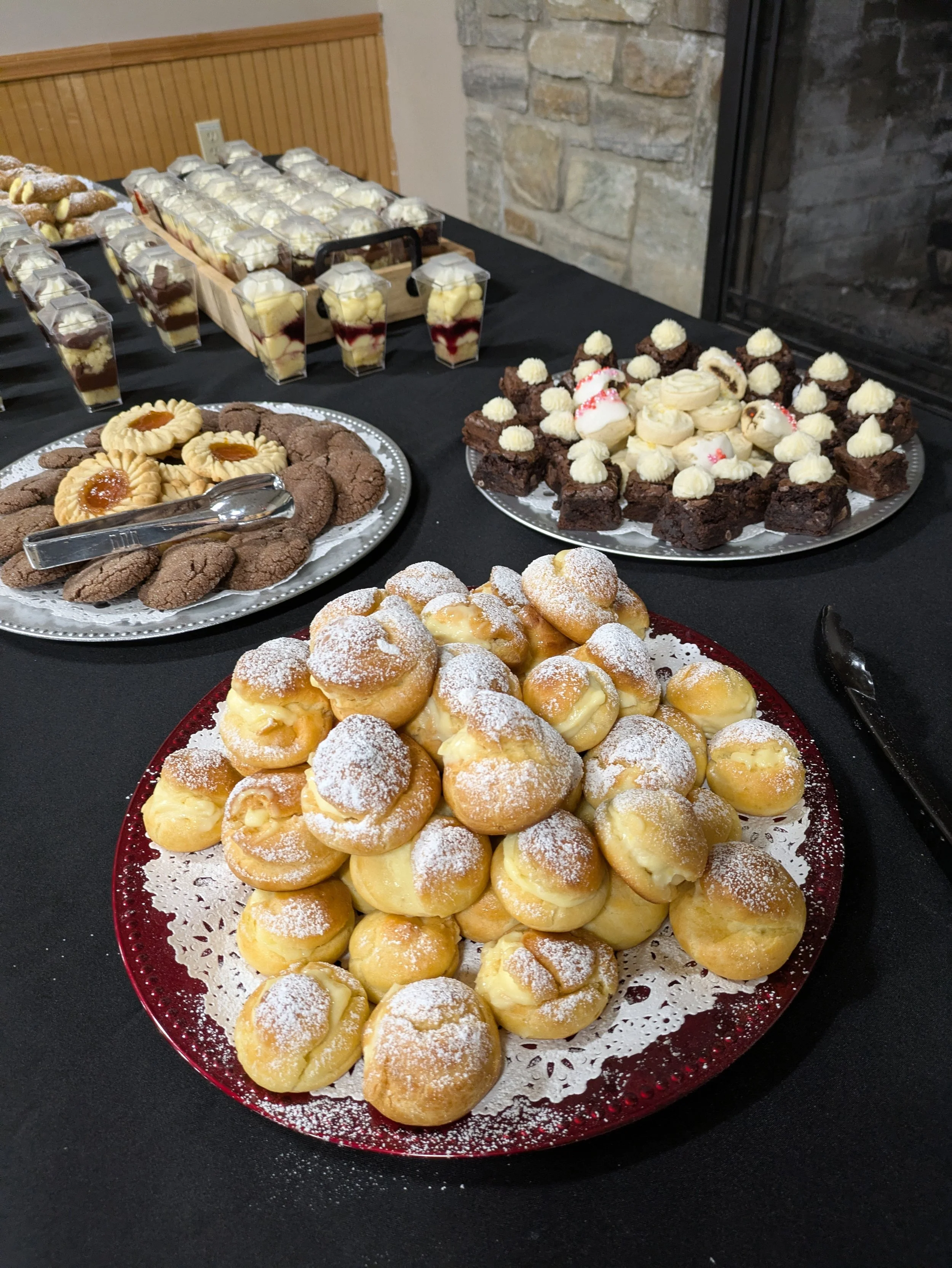 dessert trays.jpg