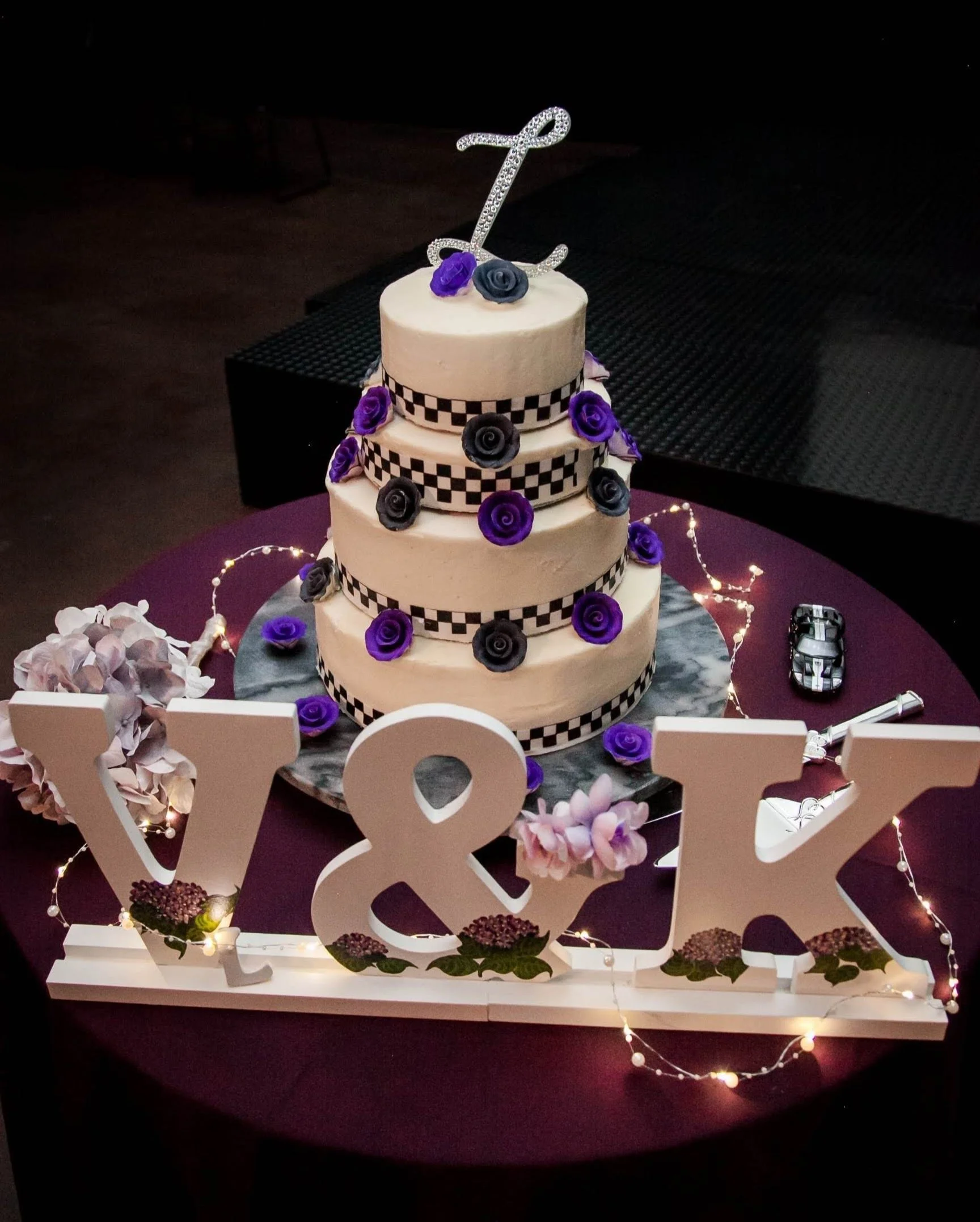 race car wedding cake 2.jpg