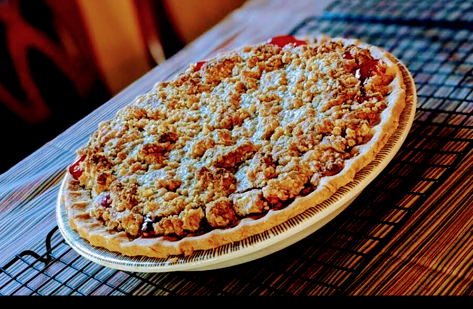 Cherry Crumb pie.png