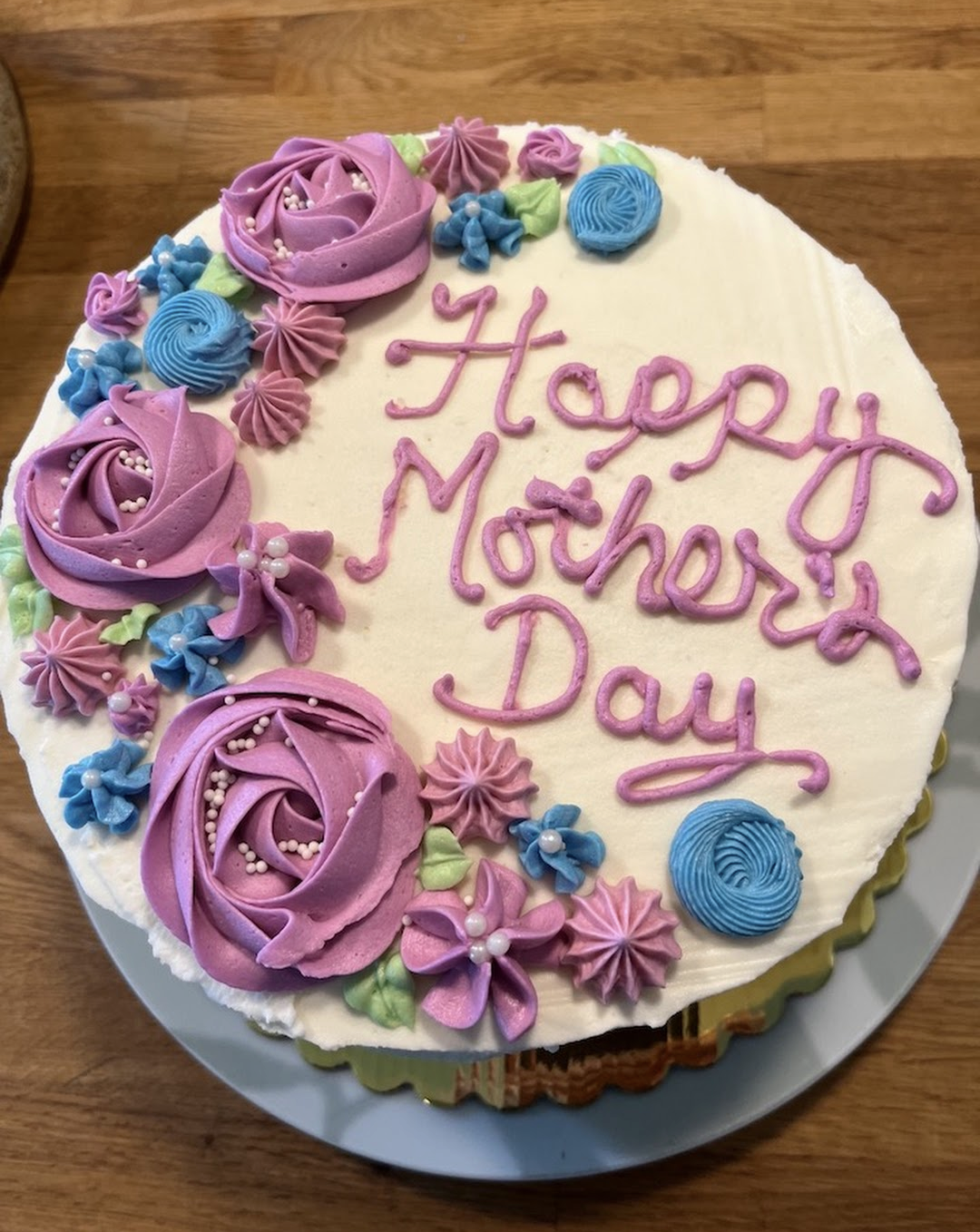 mothers day cake.png