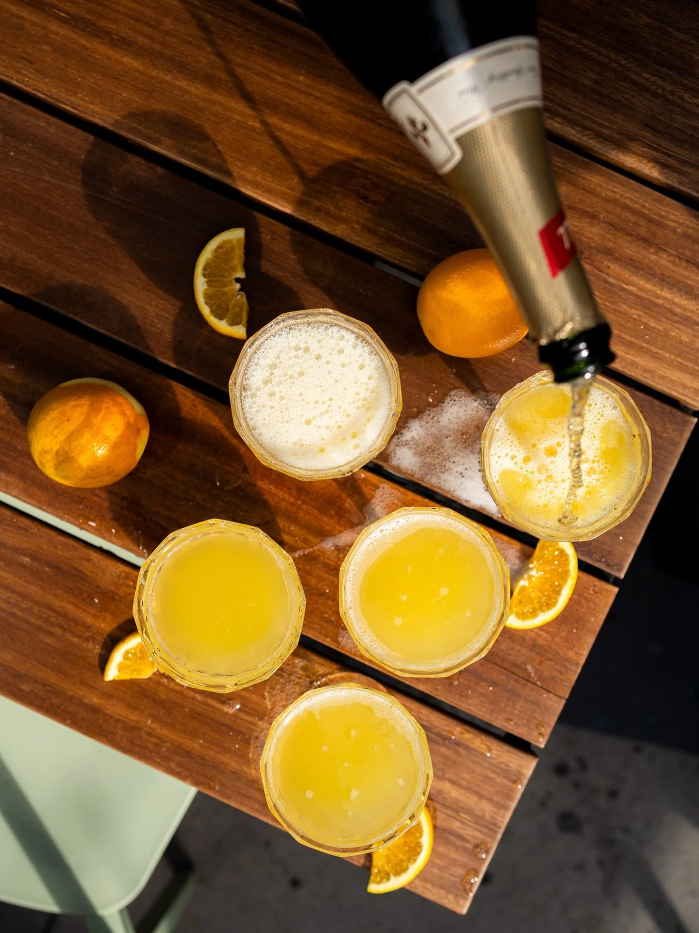 Serving up sunshine every Sunday. Mimosas anyone? 

#brunch #mimosas