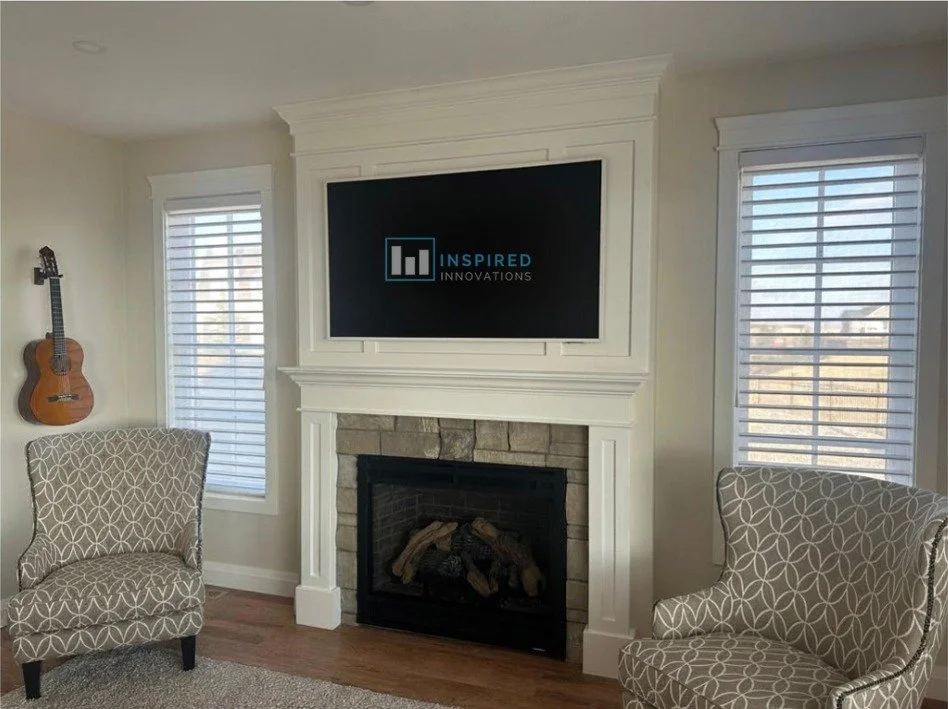 Thinking about upgrading to a Frame TV? This recent install above our client&rsquo;s fireplace blends in seamlessly!
.
.
.
#SmartHome
#LocalYQL
#SamsungFrame