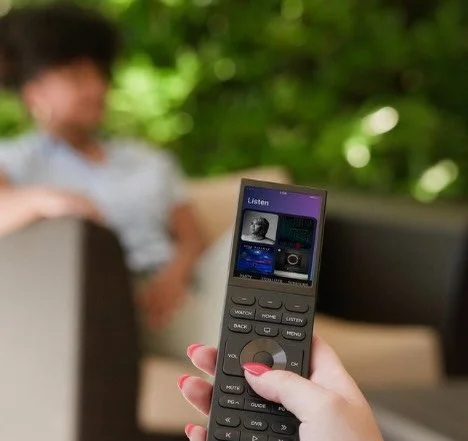 𝐇𝐨𝐦𝐞 𝐀𝐮𝐭𝐨𝐦𝐚𝐭𝐢𝐨𝐧: Control it all with a tap - lighting, music, and more working together effortlessly.

.

.

.

#HomeAutomation

#SmartLiving

#LocalYQL