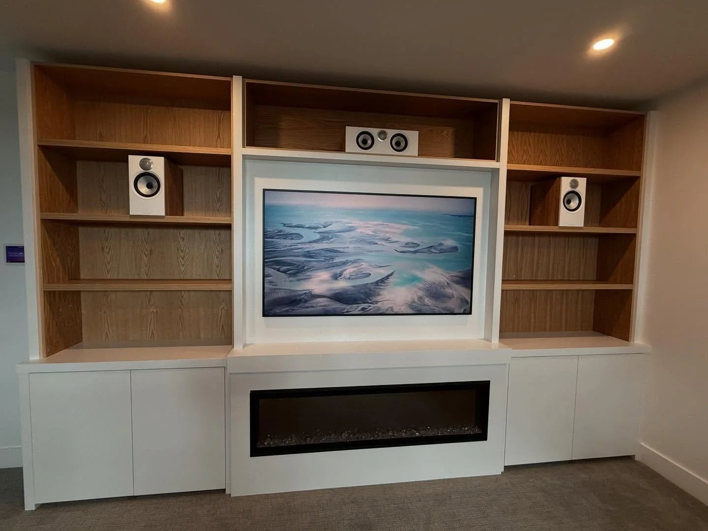 Where design meets performance ✨

This recent install features the stunning 65&rdquo; Samsung The Frame LS03FA QLED 4K - a TV that transforms into artwork when it&rsquo;s not in use, blending seamlessly into the home&rsquo;s design aesthetic.

To ele