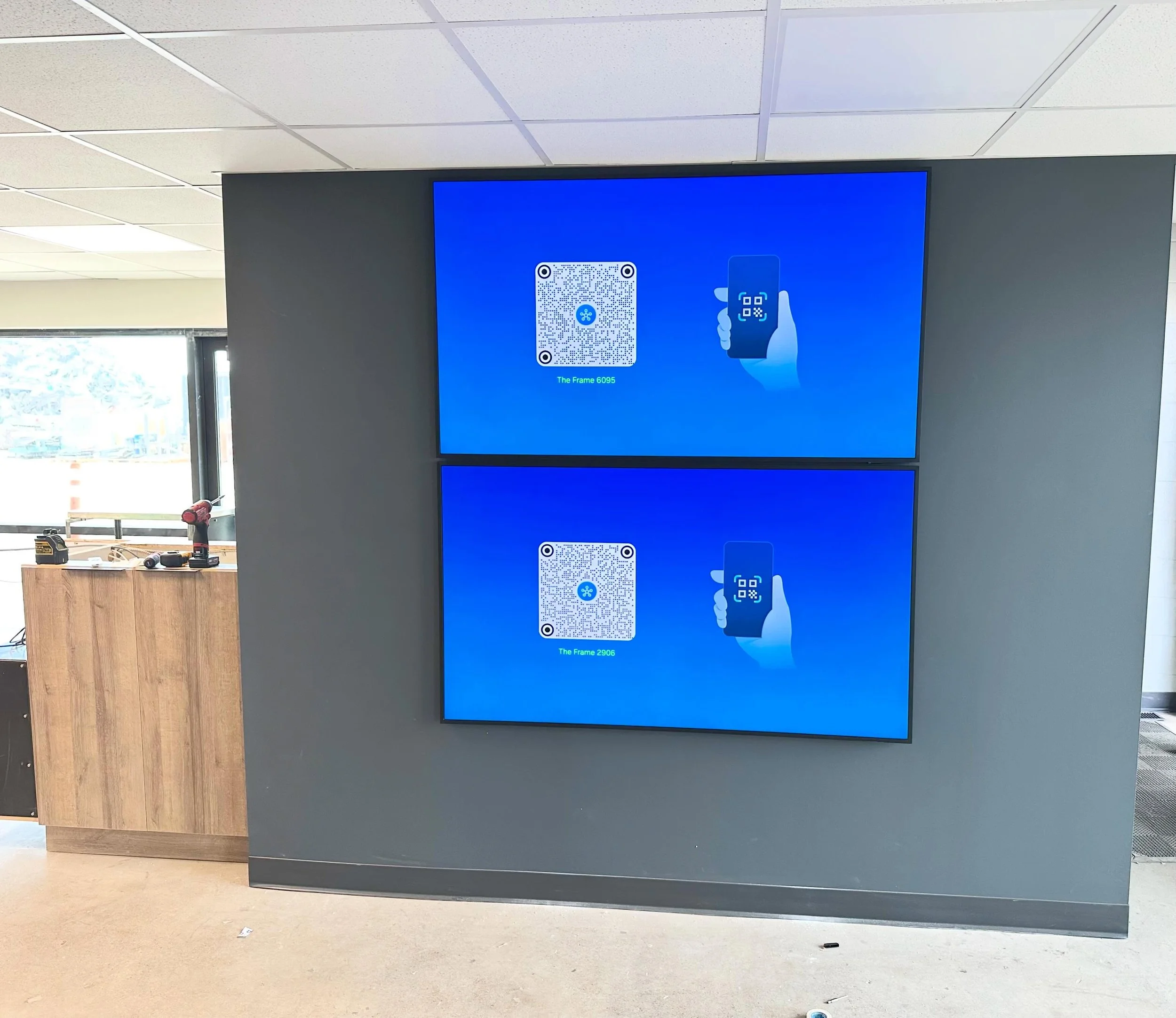 A recent commercial install, bringing together clean design and high-performance AV. 👌

This project included a Frame TV feature wall, a 55&rdquo; display on a full-motion mount, and a four-speaker audio system powered by VSSL for seamless streaming