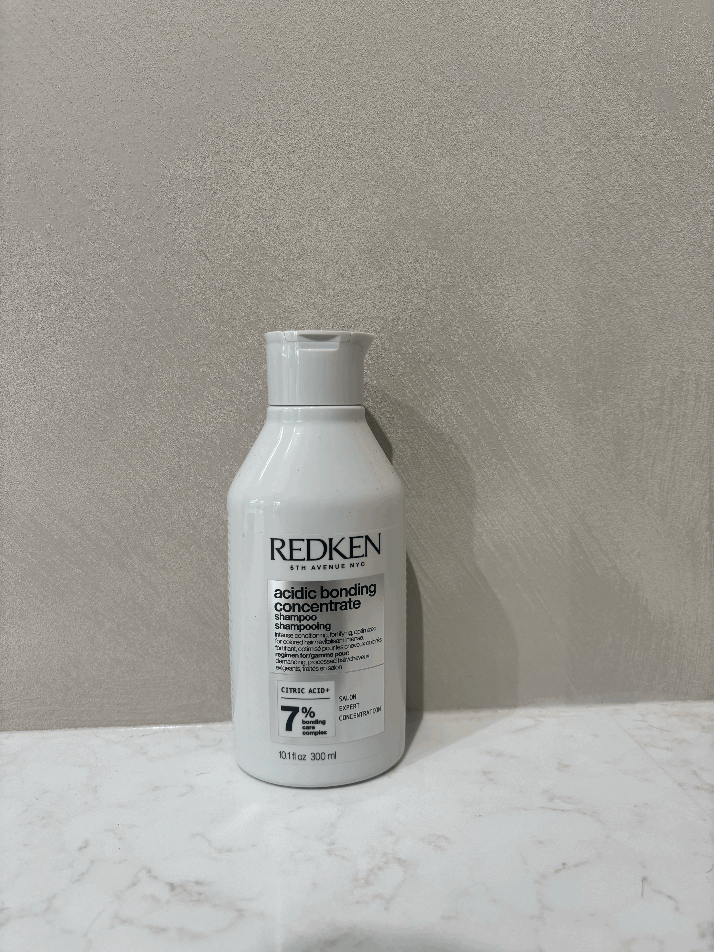 Acidic bonding concentrate shampoo 300ml