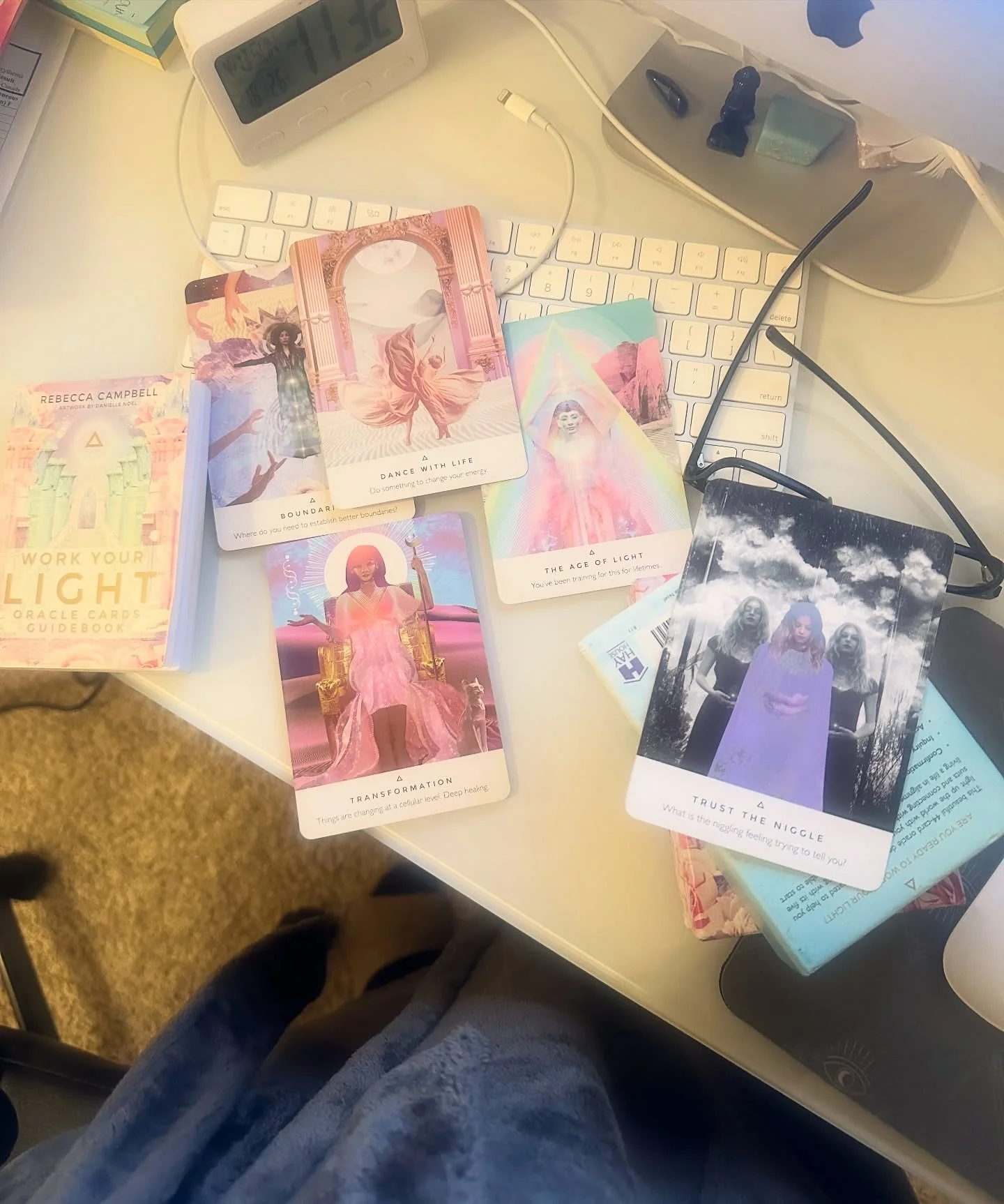 i very rarely pull cards for myself&hellip; 2-3 times a year, if that. 
.
i am a &ldquo;don&rsquo;t wana know&rdquo; type of person. i already get more information then i would like 🤣
.
when people are afraid to put boundaries up because they think 