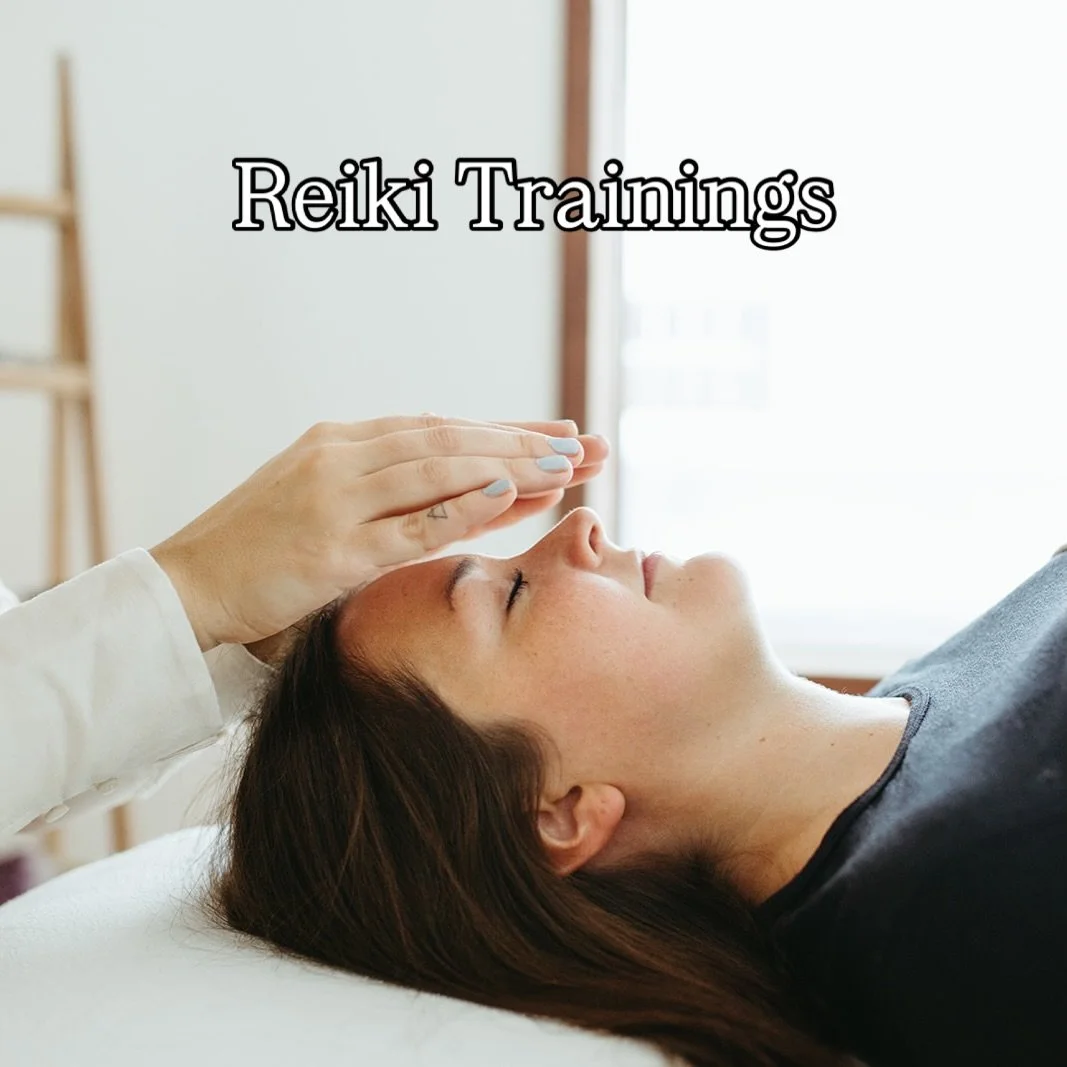 you guys have been selling out my reiki trainings like crazyyyy ❤️&zwj;🔥
.
march, 2 courses in april, may and june are all full. i only accept 11 students per course, so they fill quickly!
.
i have added two new course dates to try and keep up with 