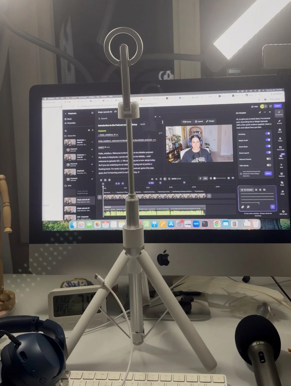 due to unforeseen circumstances, there is no new podcast episode this week. 
.
i will be back next week in your ears with a new episode 🎧
.
in the meantime, there are 320 episodes to enjoy. the medium in the middle podcast is available anywhere you 