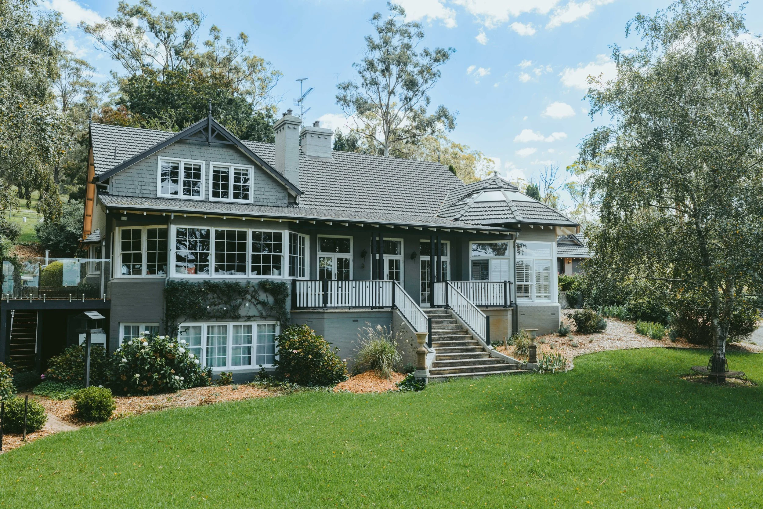 006. SHC031 Current Photography.jpg