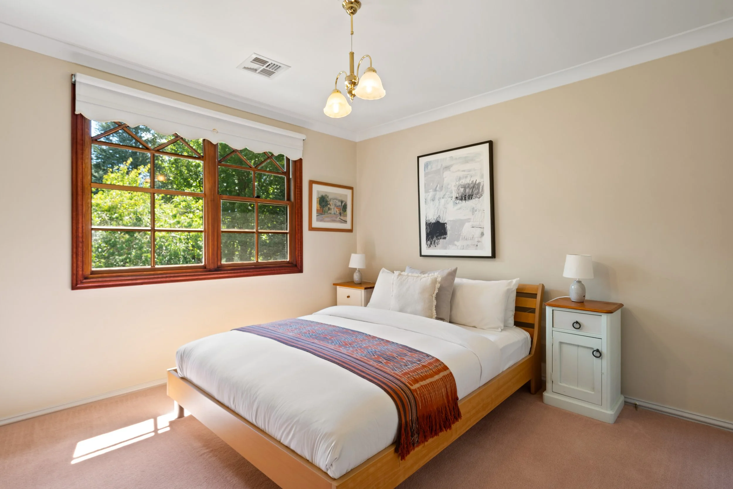 026. SHC030 Current Photography.jpg