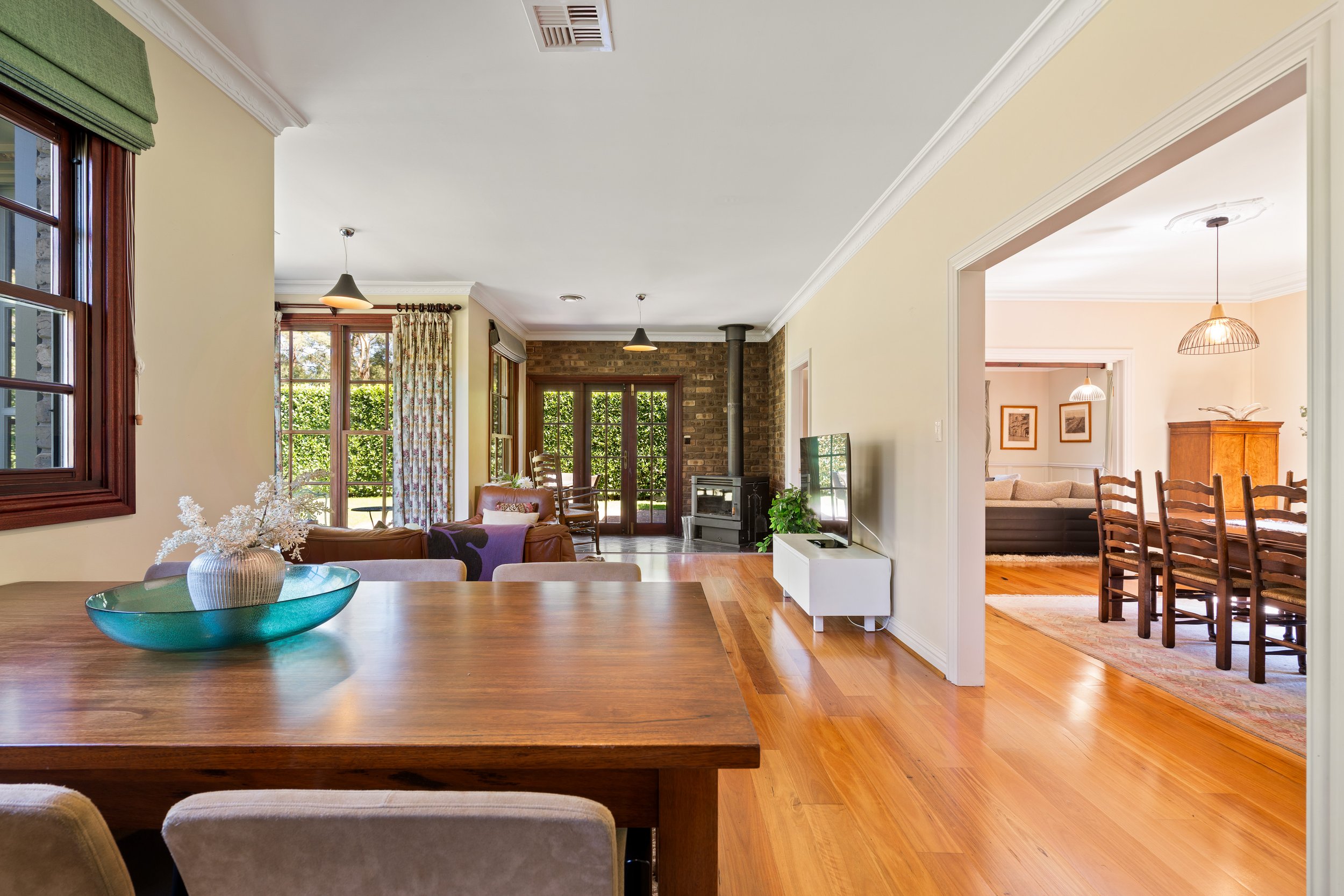 010. SHC030 Current Photography.jpg