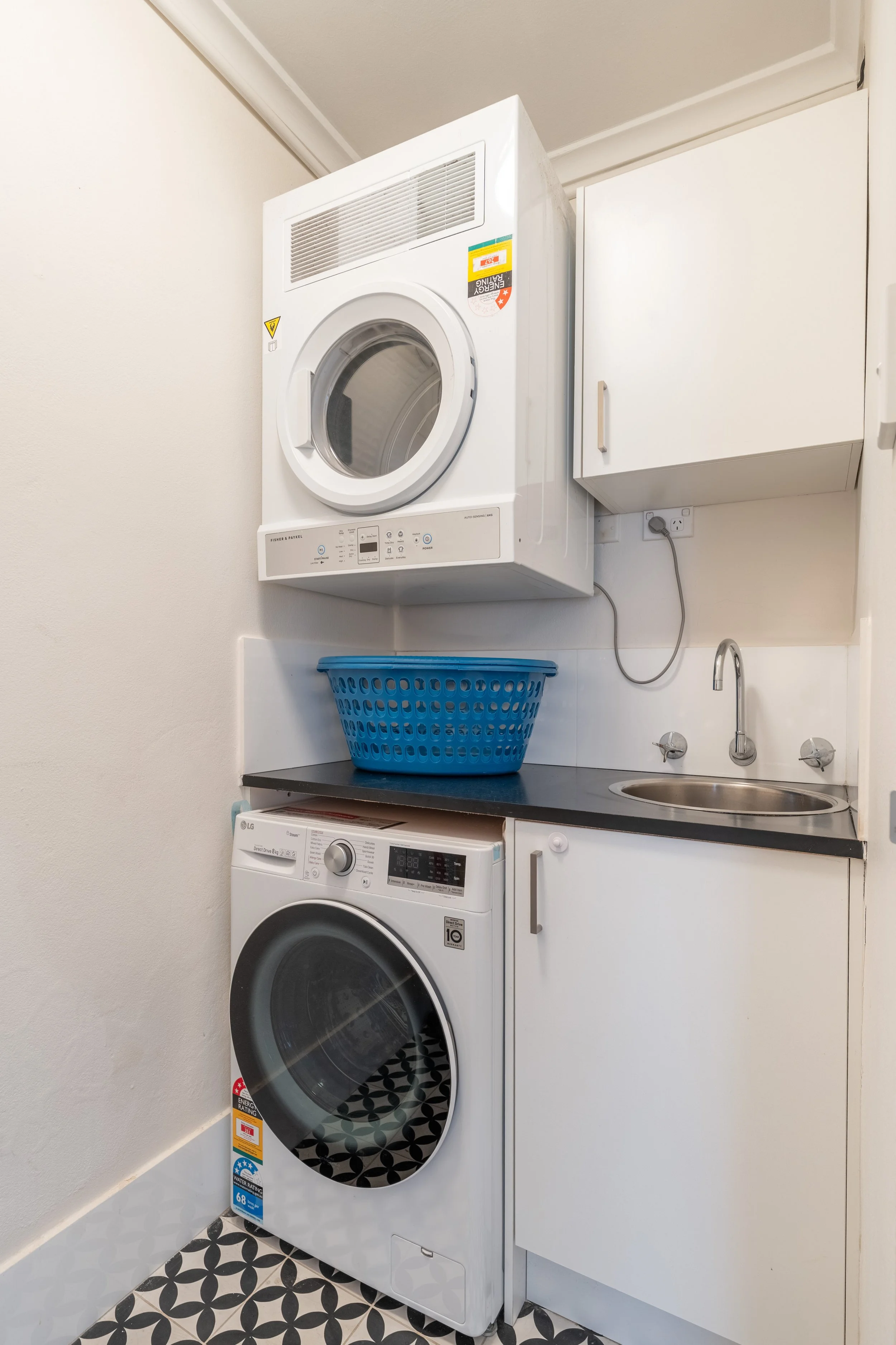 023. SYD017 Airbnb NEW.jpg