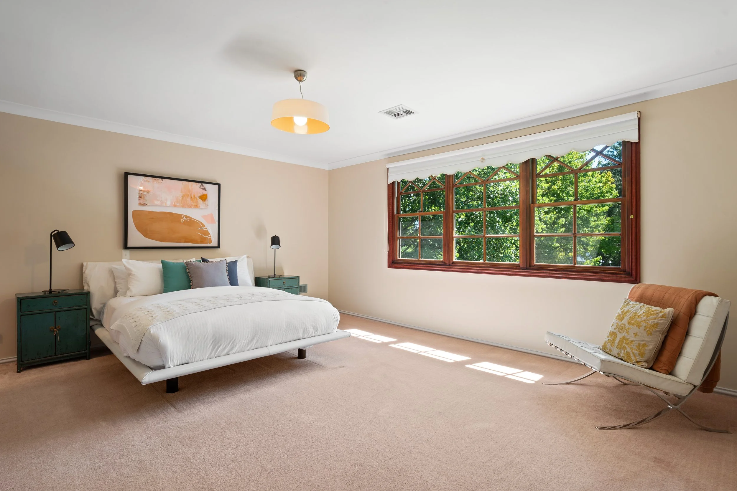 018. SHC030 Current Photography.jpg