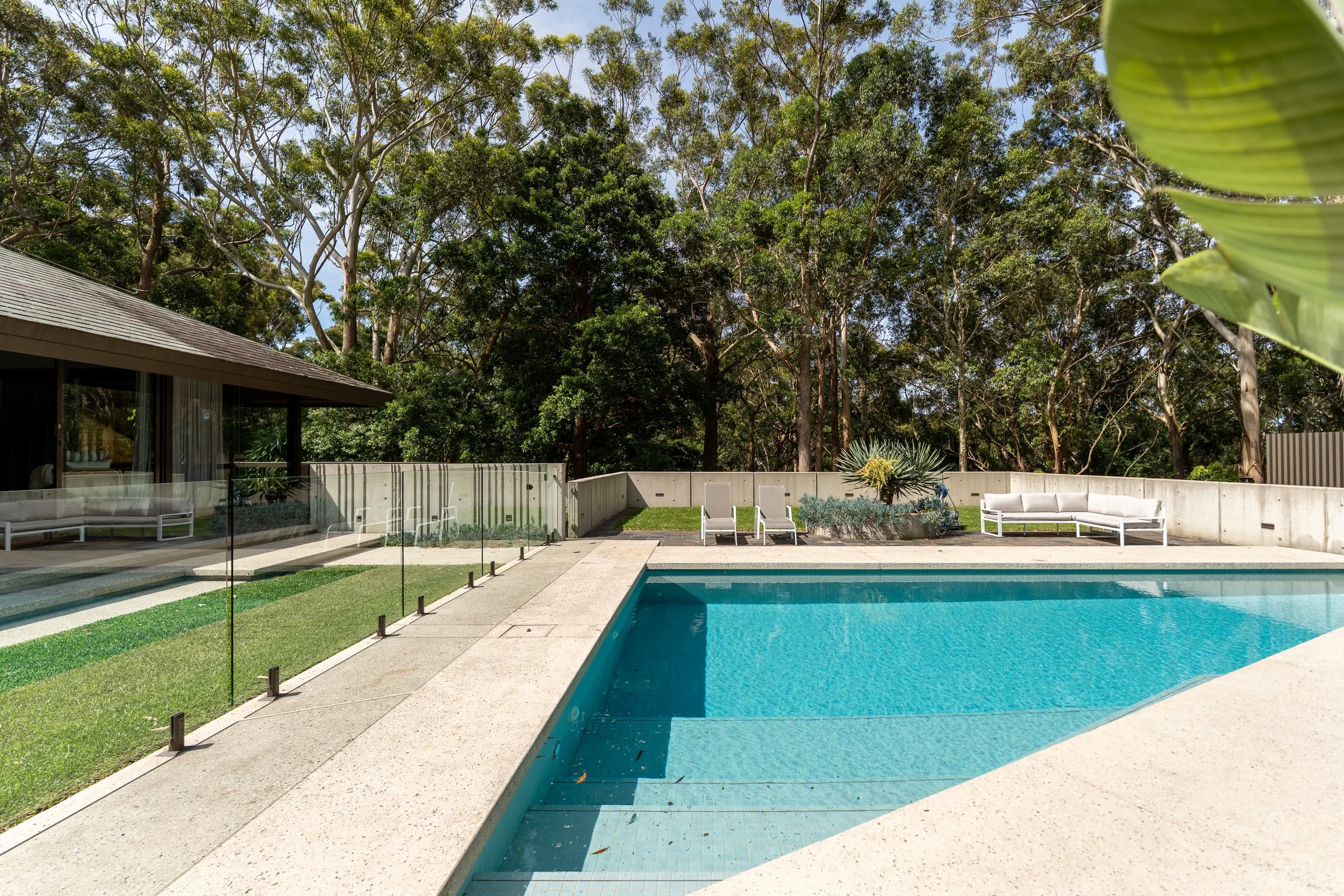 019. AUS007 Current Photography.jpg