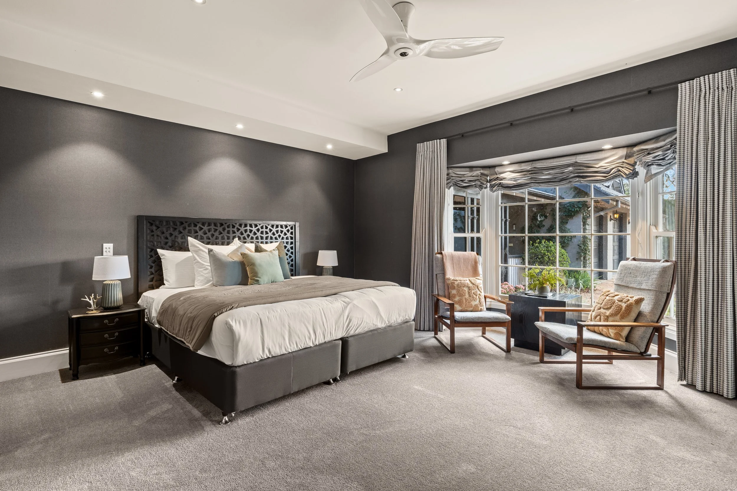 029. SHC031 Current Photography.jpg