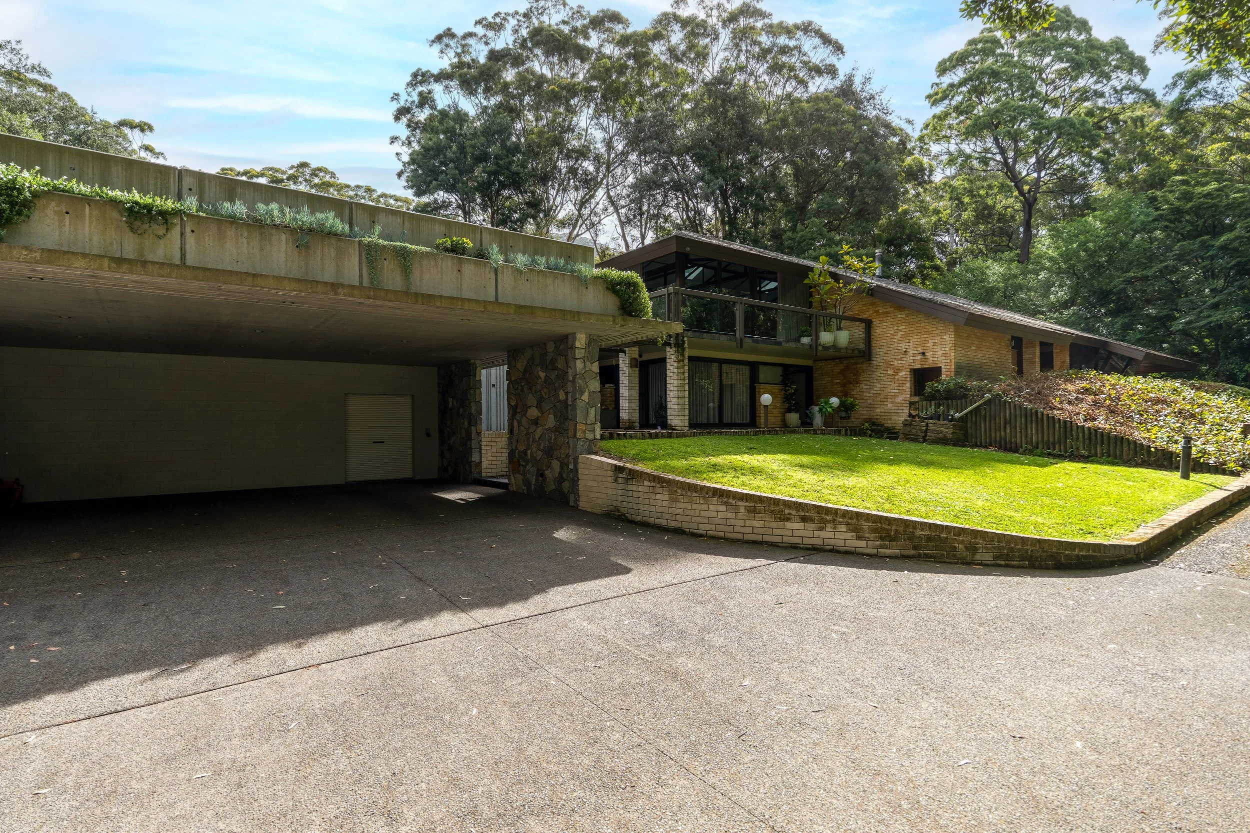 051. AUS007 Current Photography.jpg