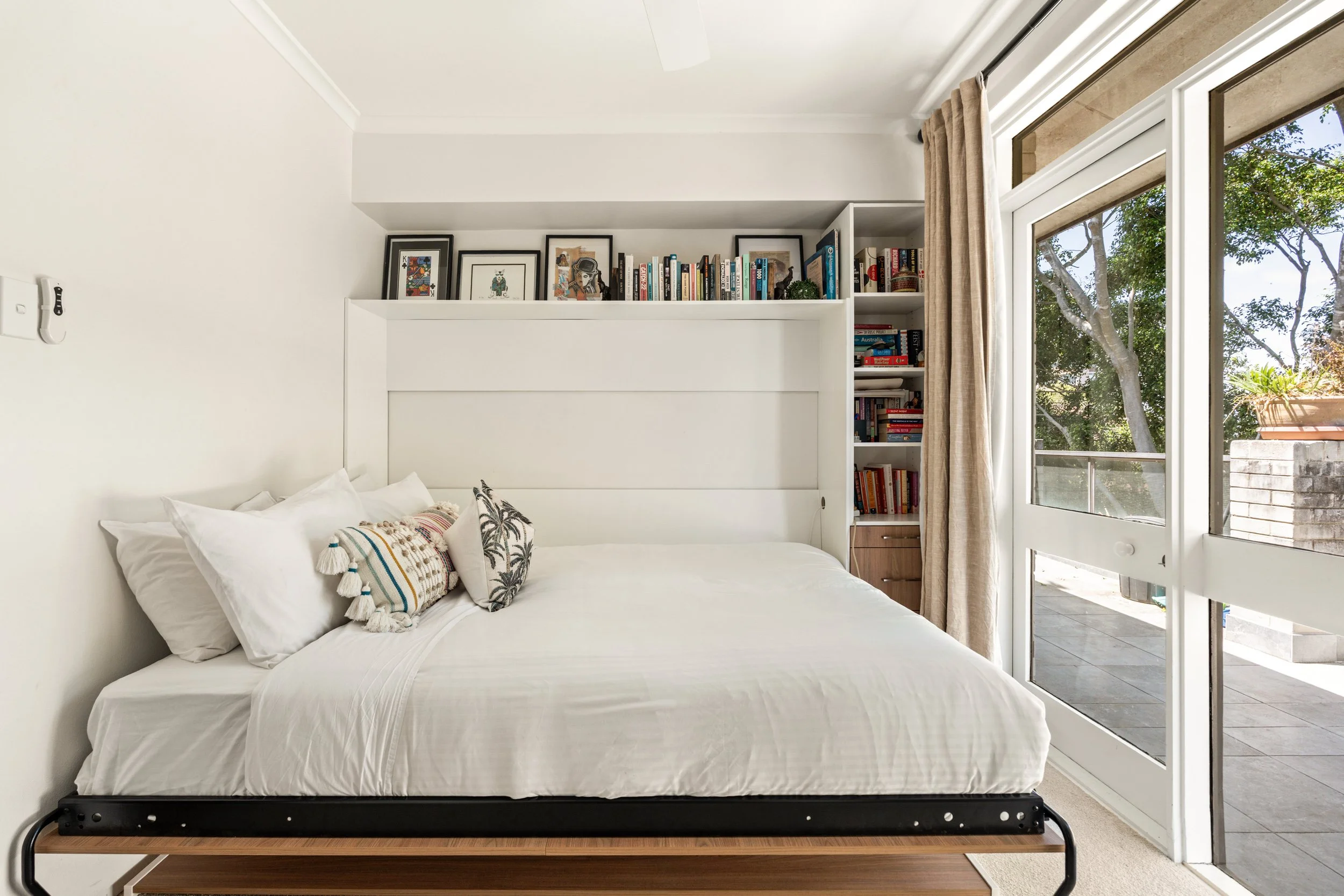 017. SYD017 Airbnb NEW.jpg