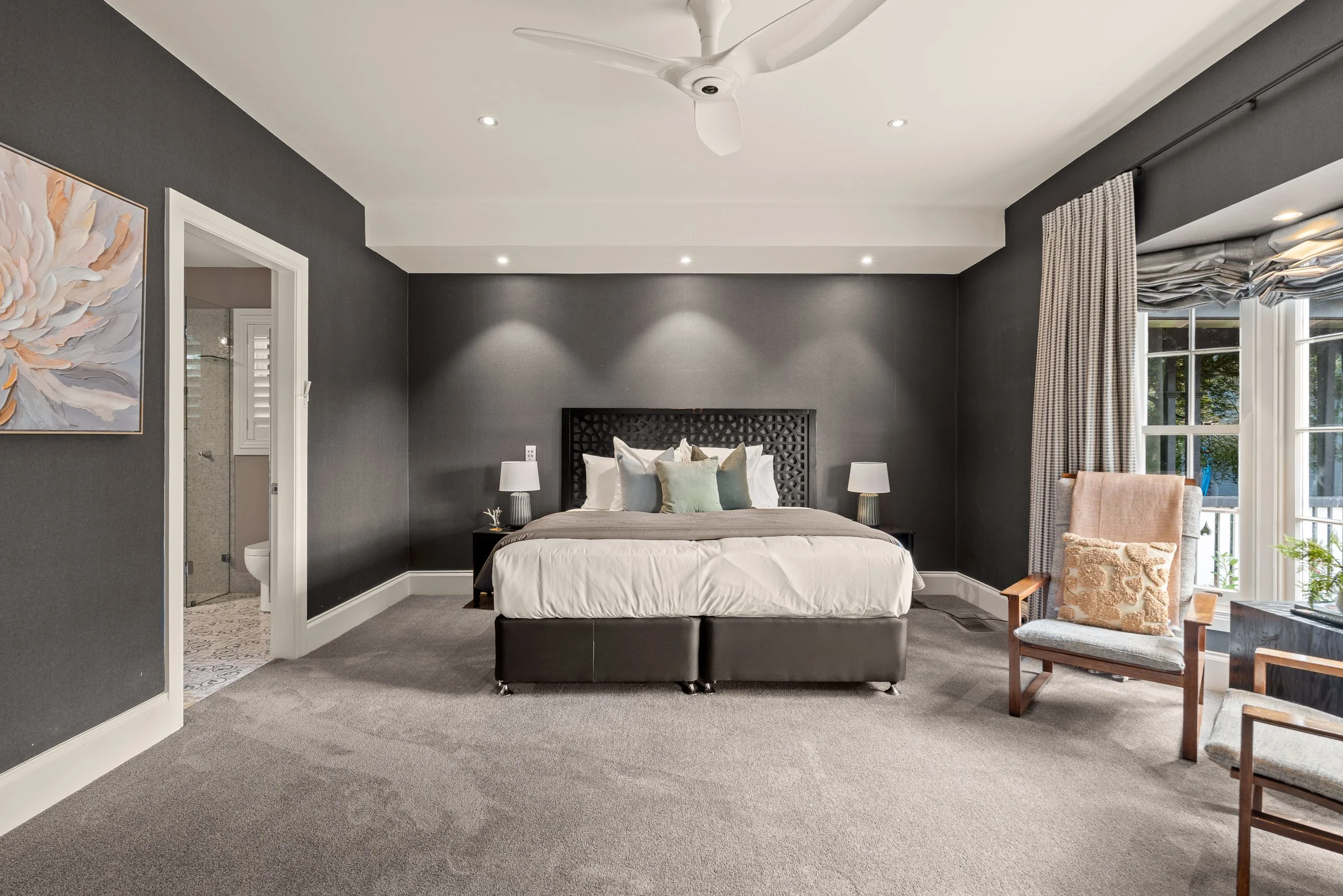 028. SHC031 Current Photography.jpg