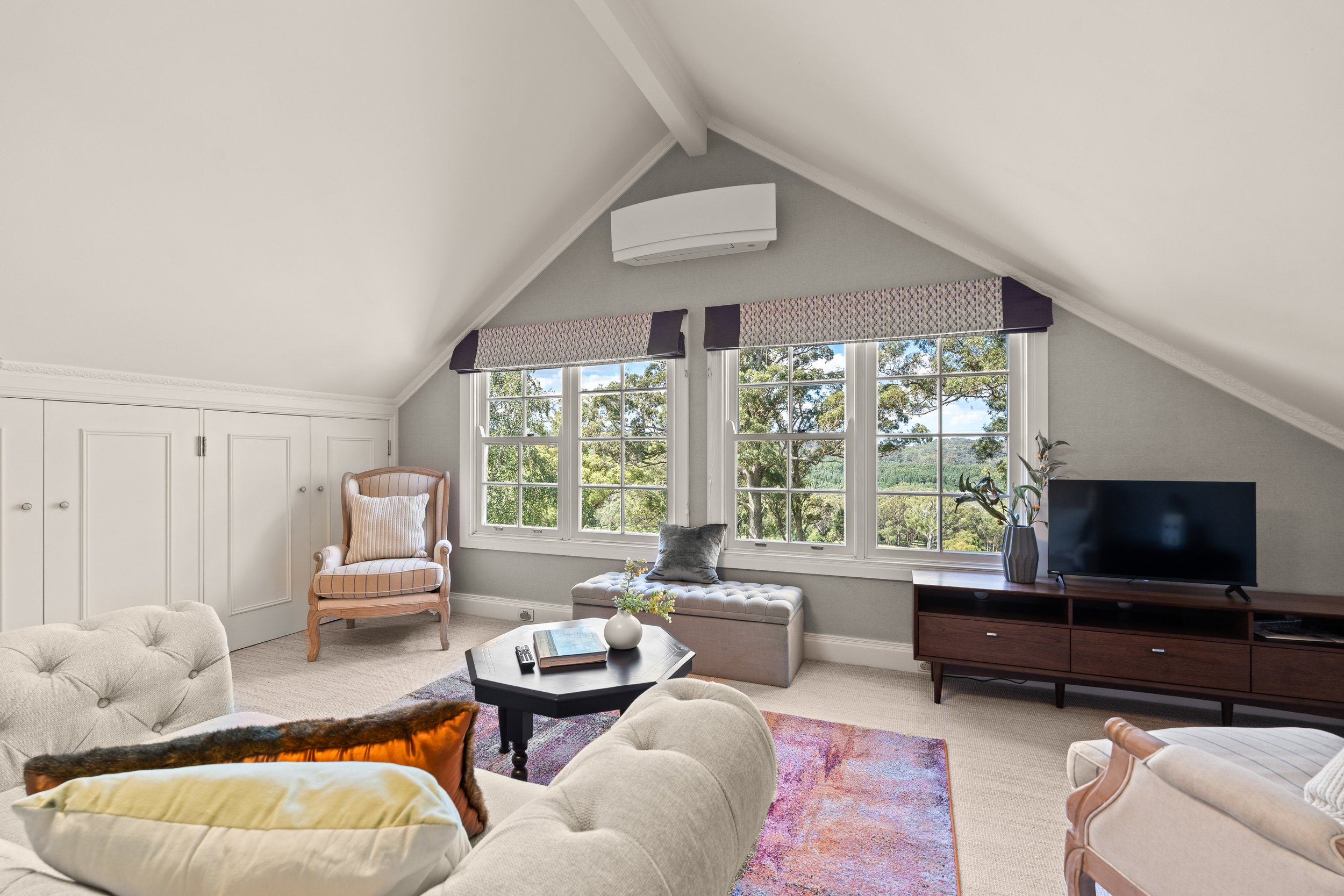 034. SHC031 Current Photography.jpg