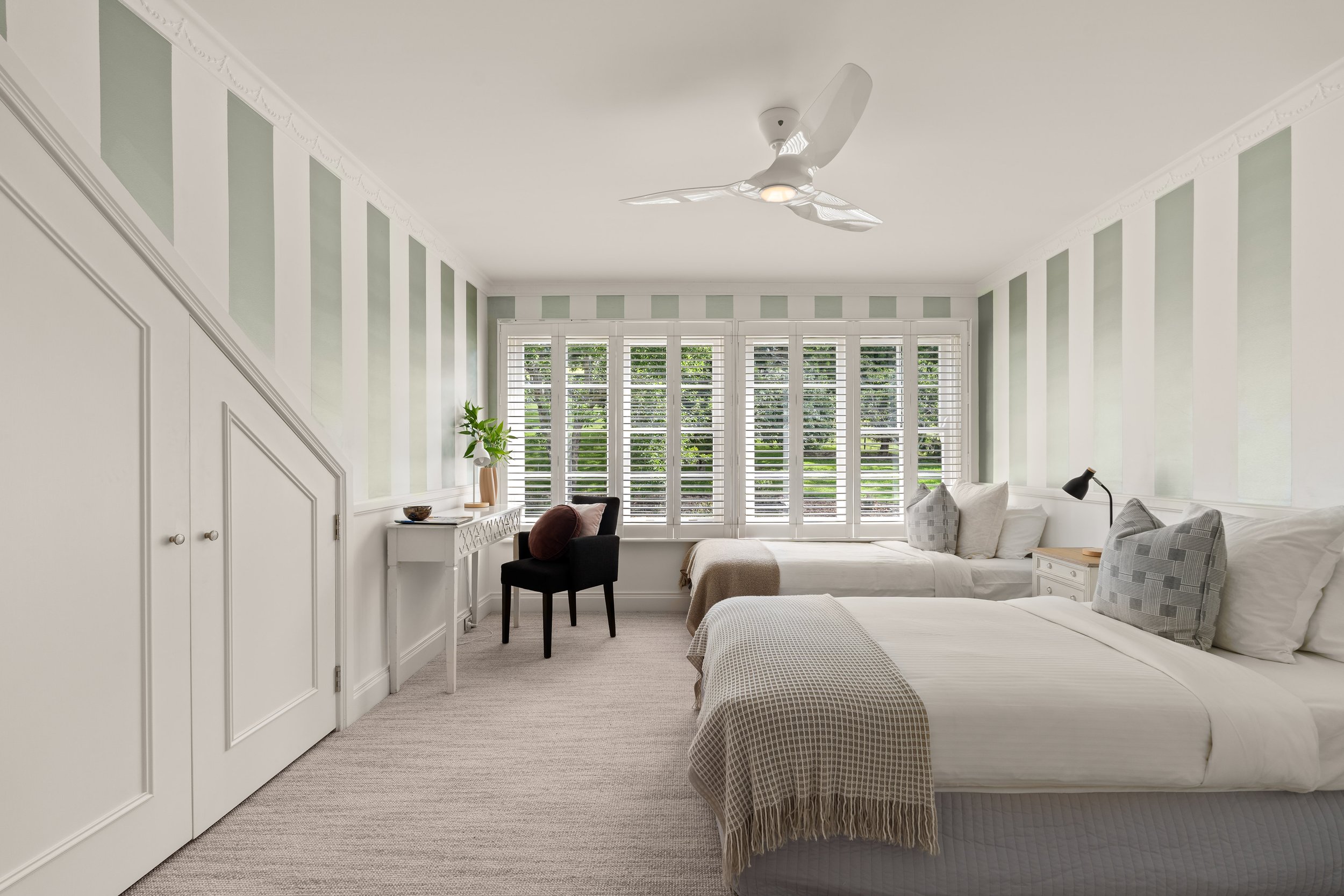 036. SHC031 Current Photography.jpg