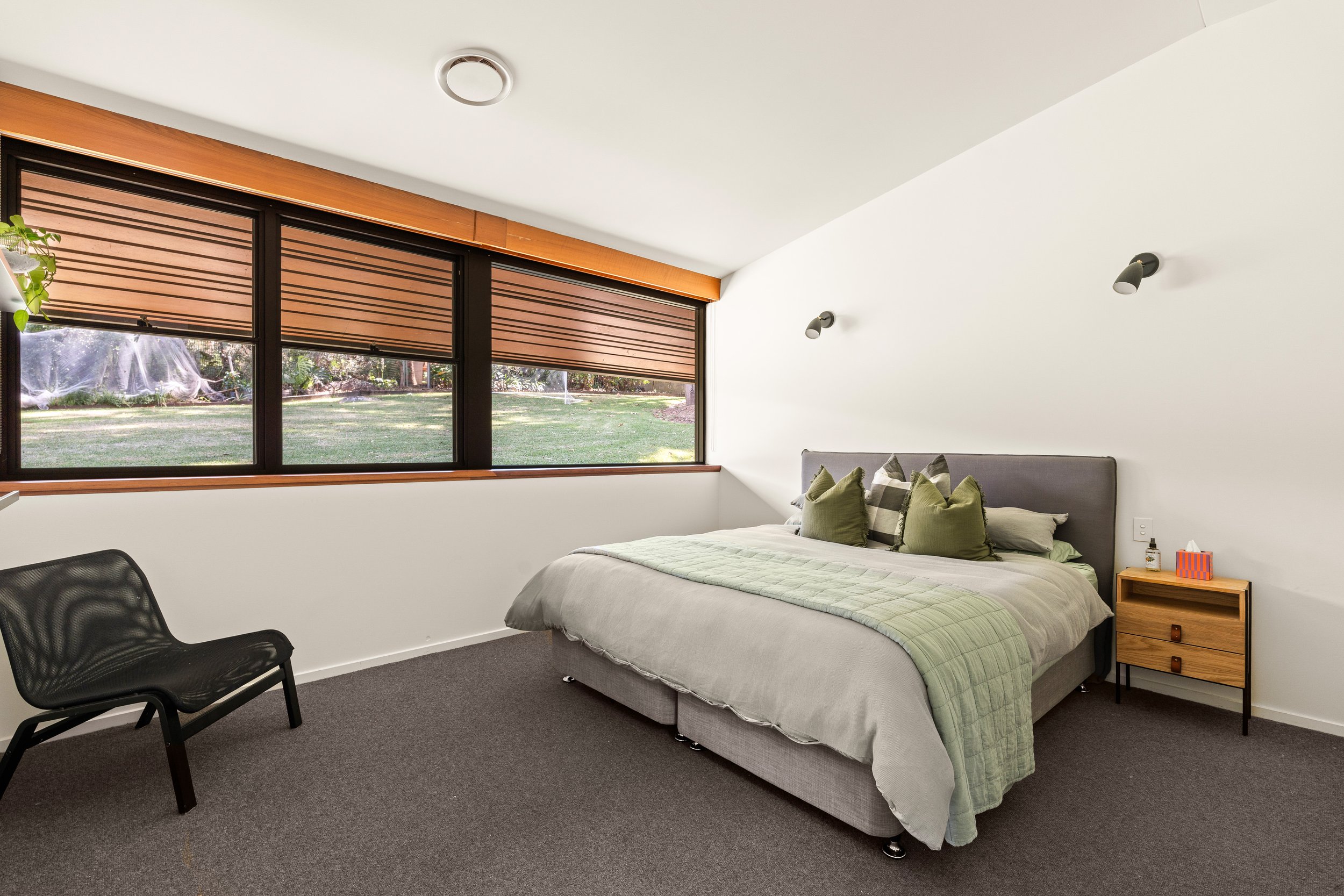 038. AUS007 Current Photography.jpg