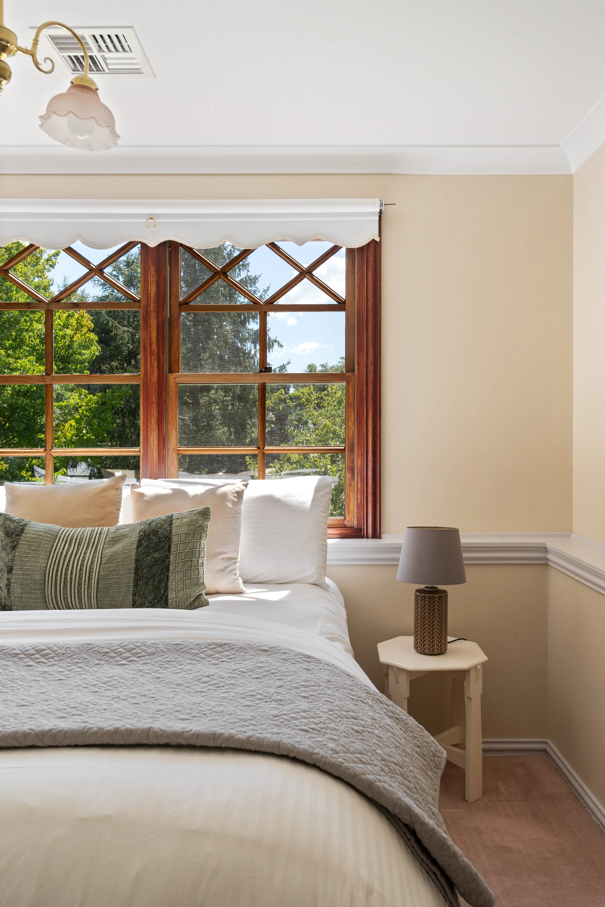 025. SHC030 Current Photography.jpg