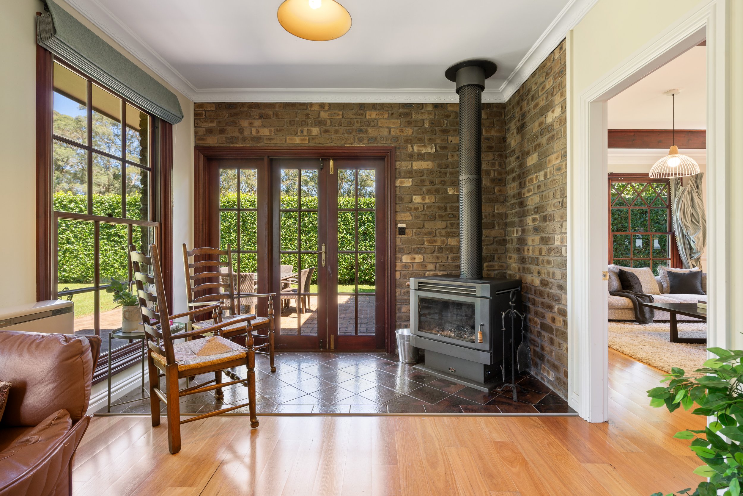 008. SHC030 Current Photography.jpg