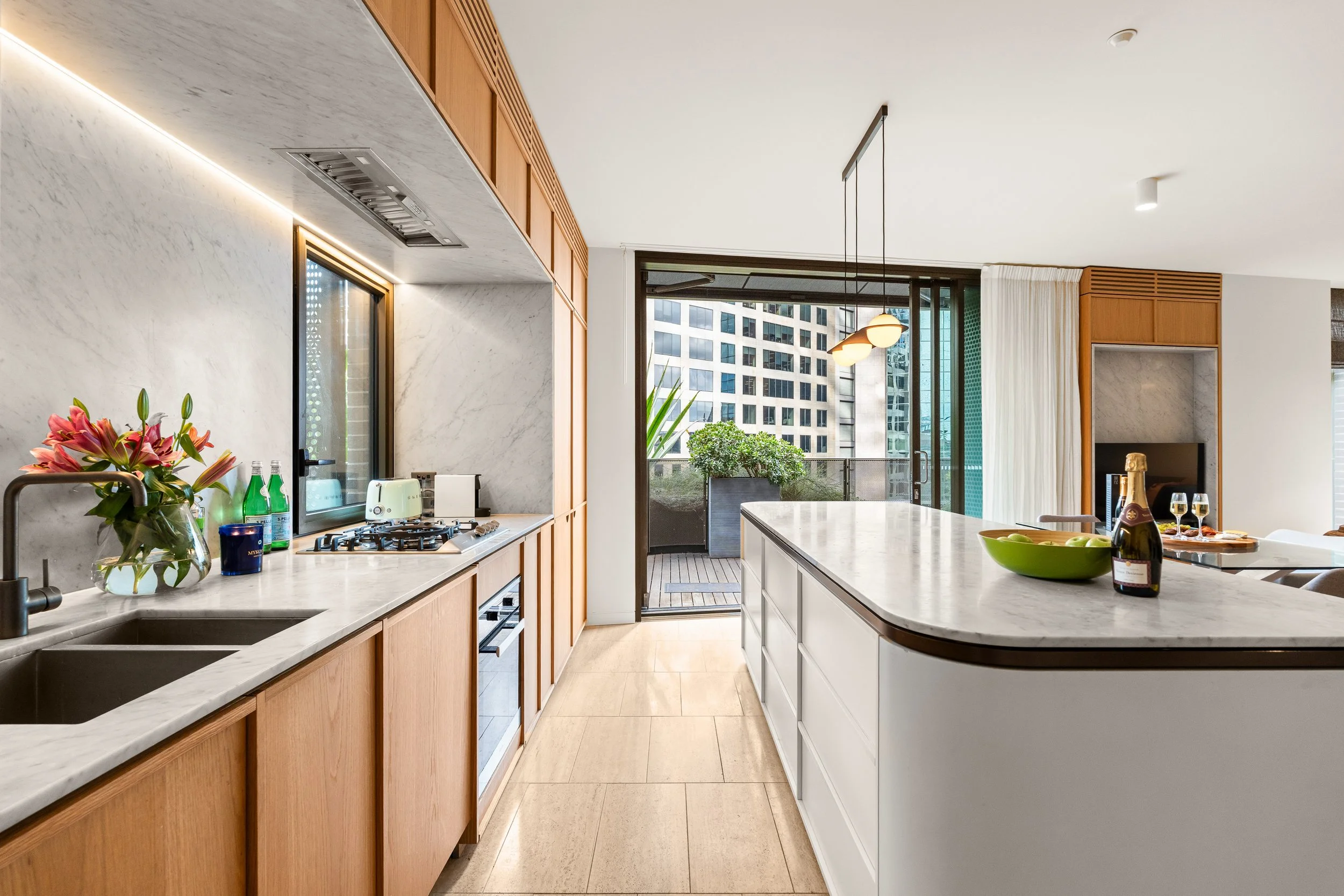 002. SYD054 Current Photography.jpg