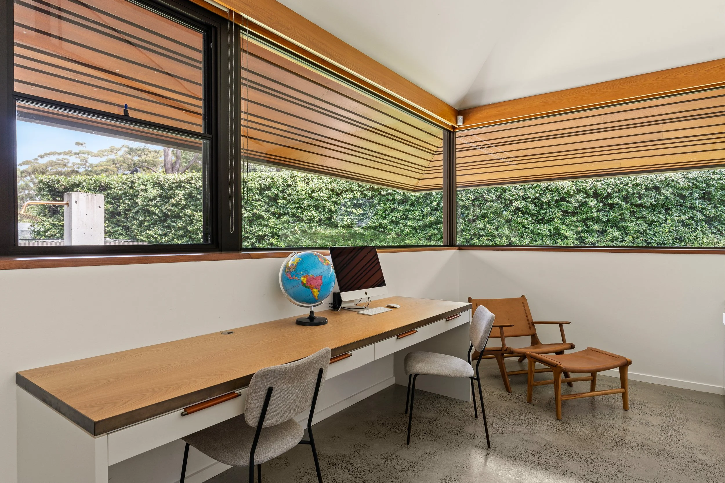 014. AUS007 Current Photography.jpg