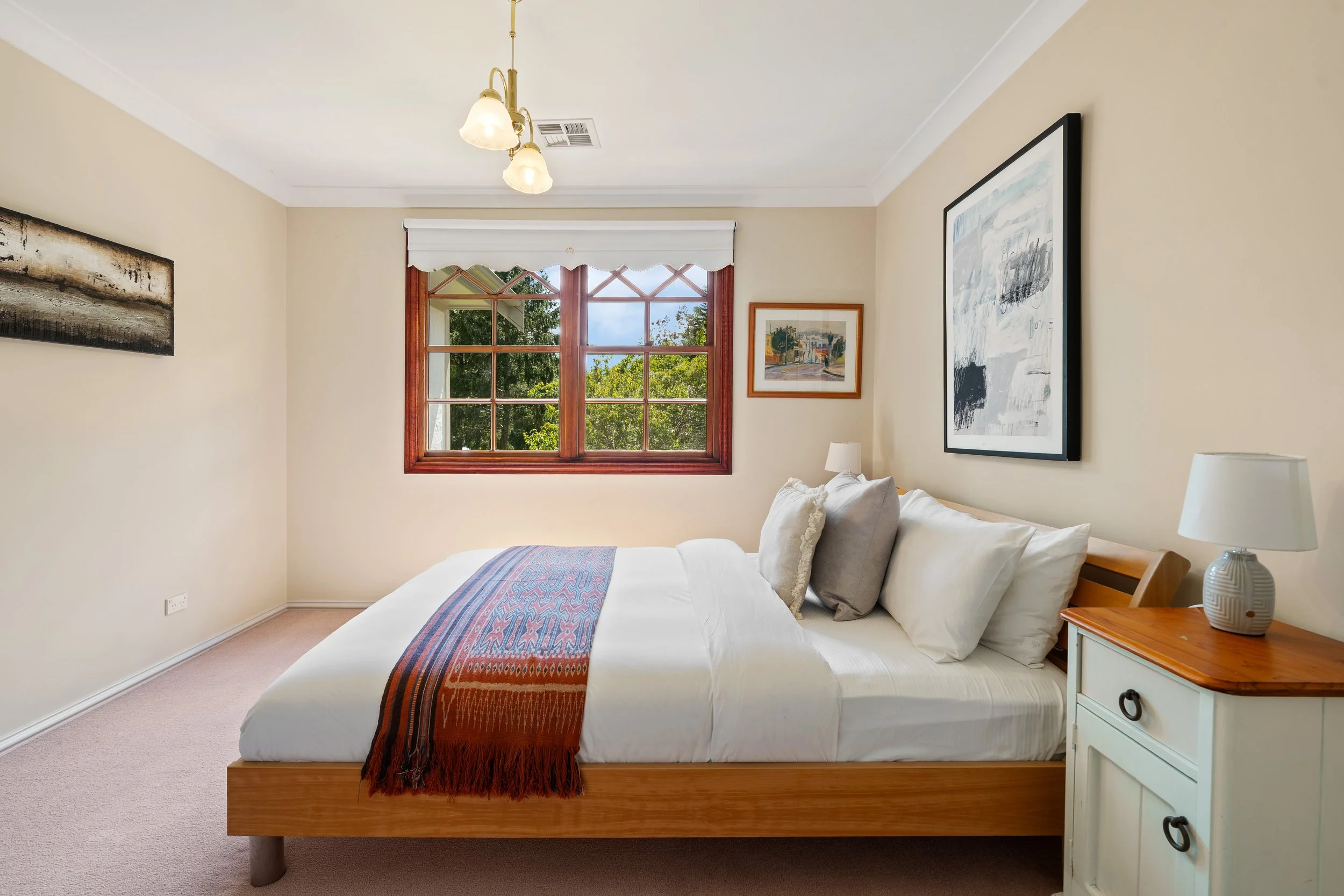 027. SHC030 Current Photography.jpg