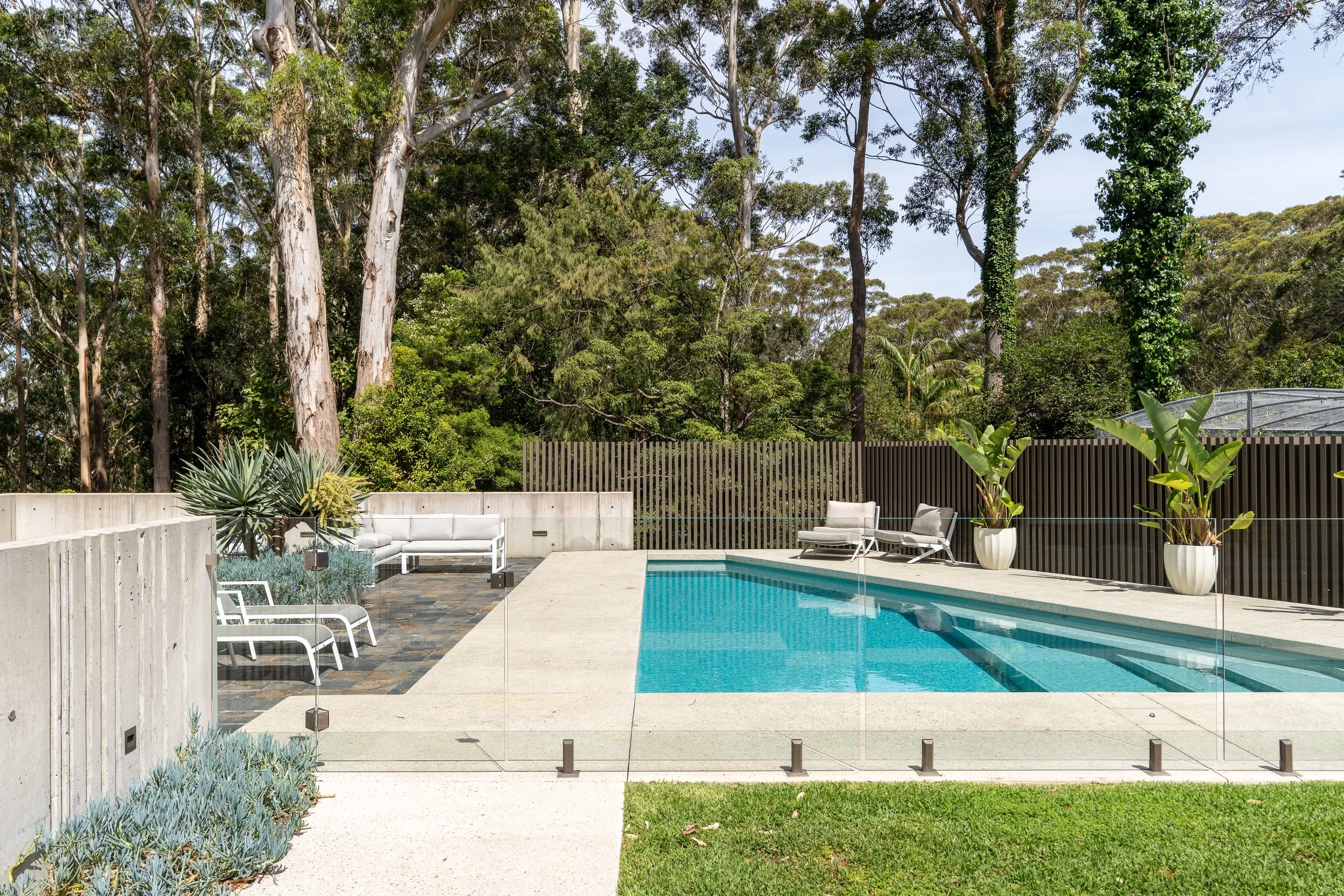 003. AUS007 Current Photography.jpg