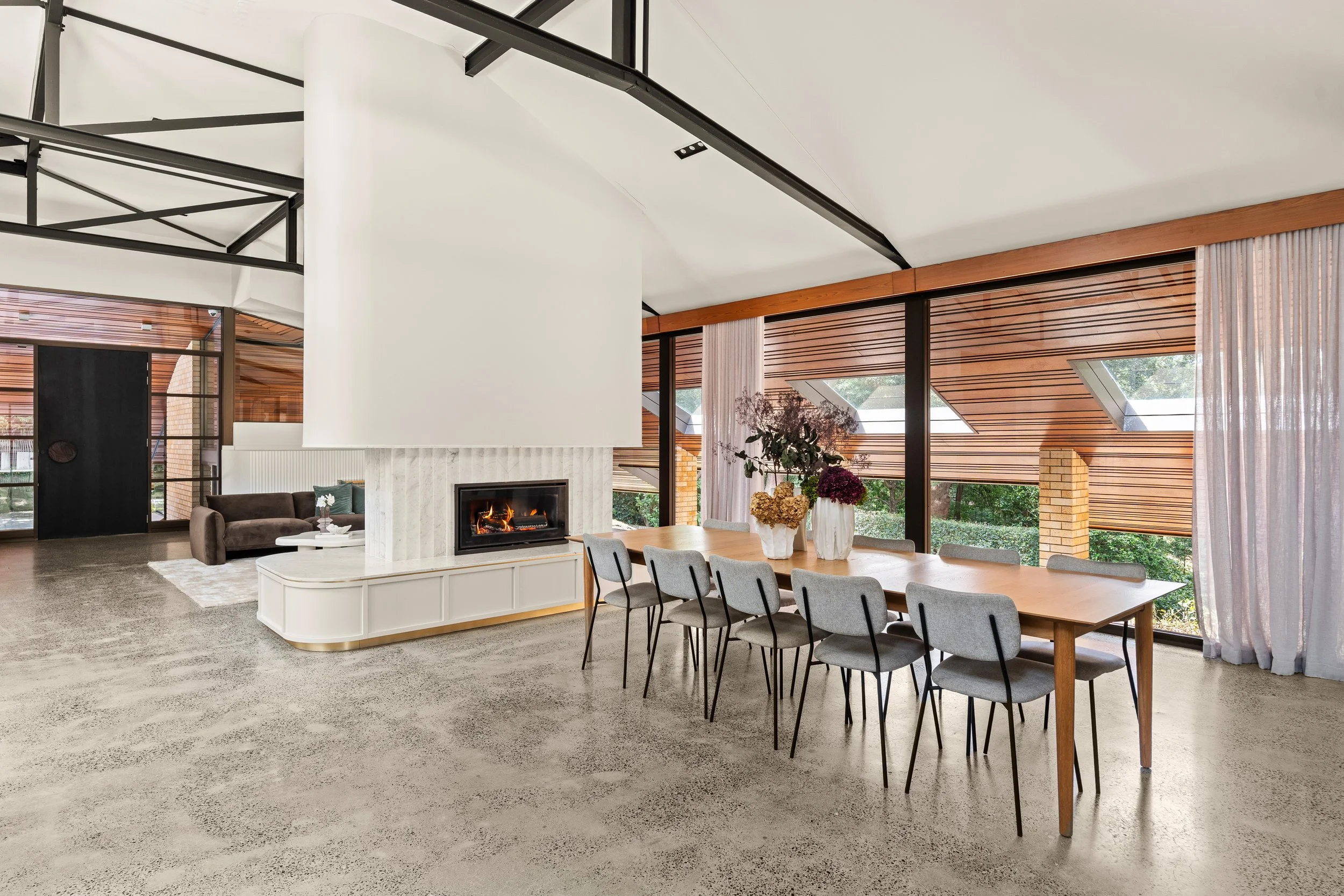 007. AUS007 Current Photography.jpg