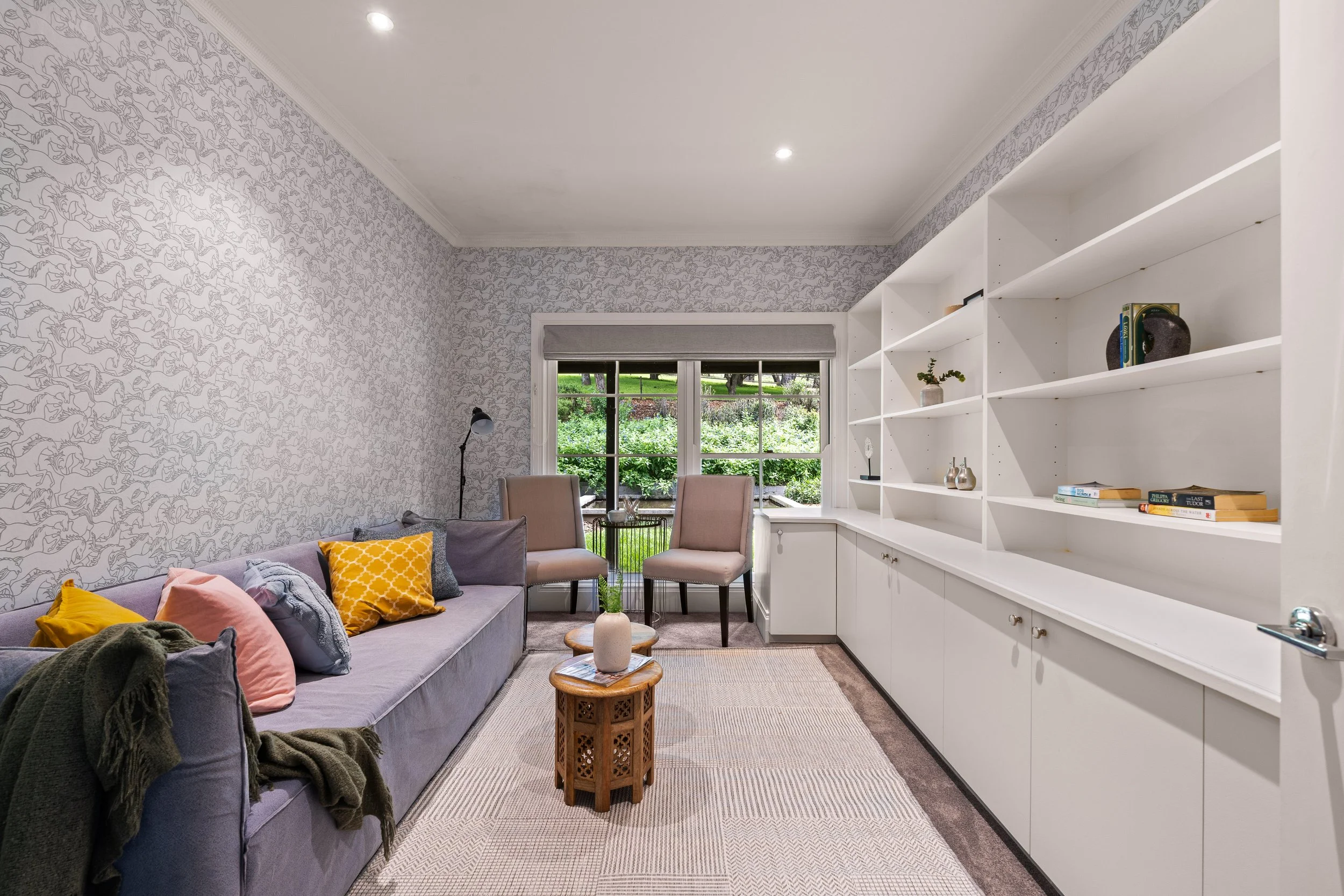 044. SHC031 Current Photography.jpg