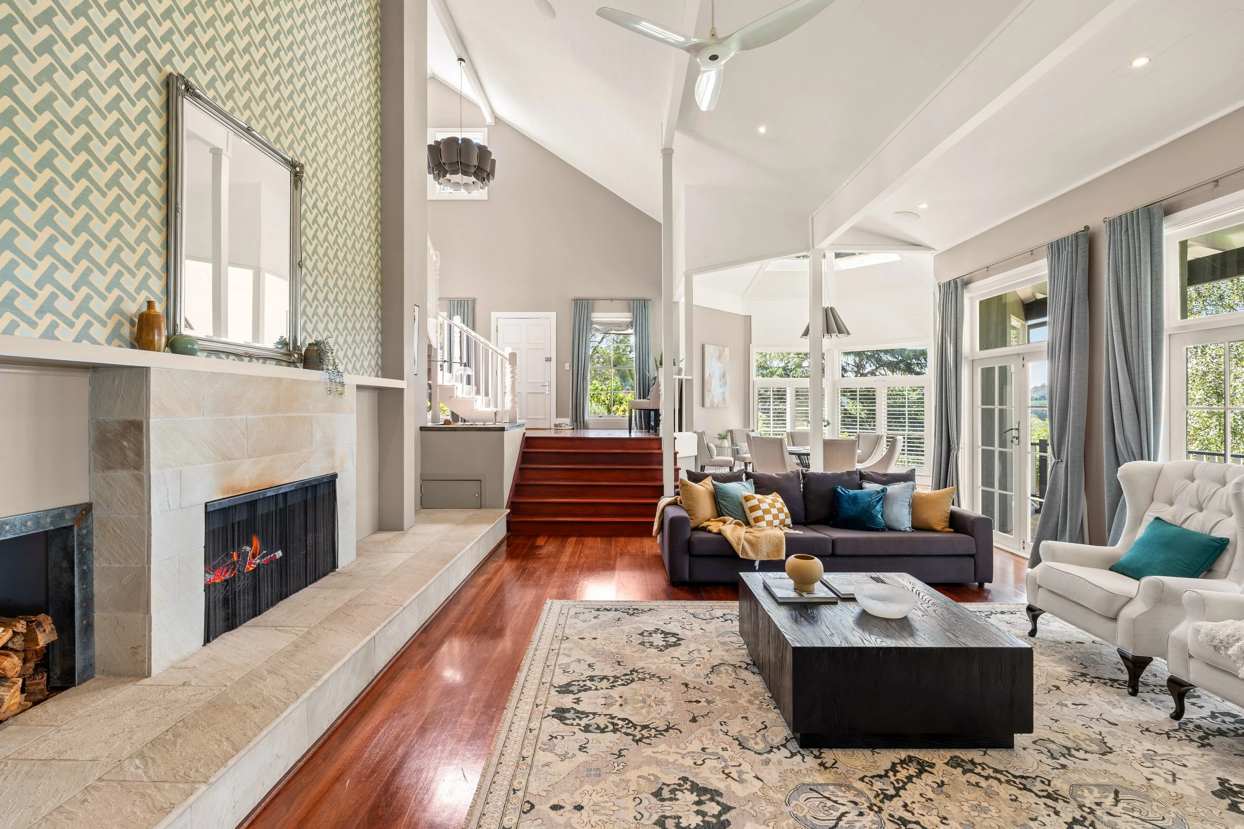 002. SHC031 Current Photography.jpg