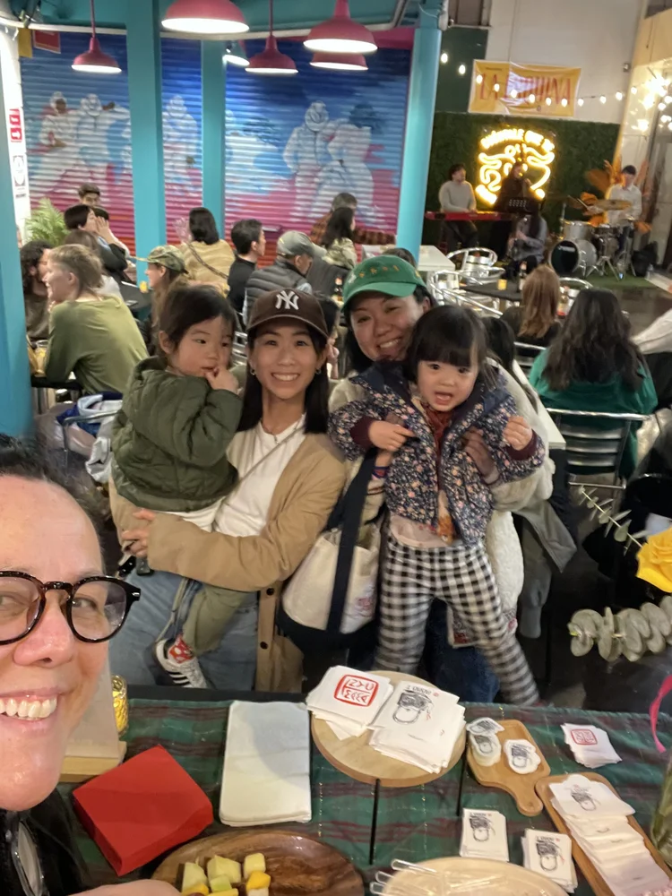 Photos — Mama T