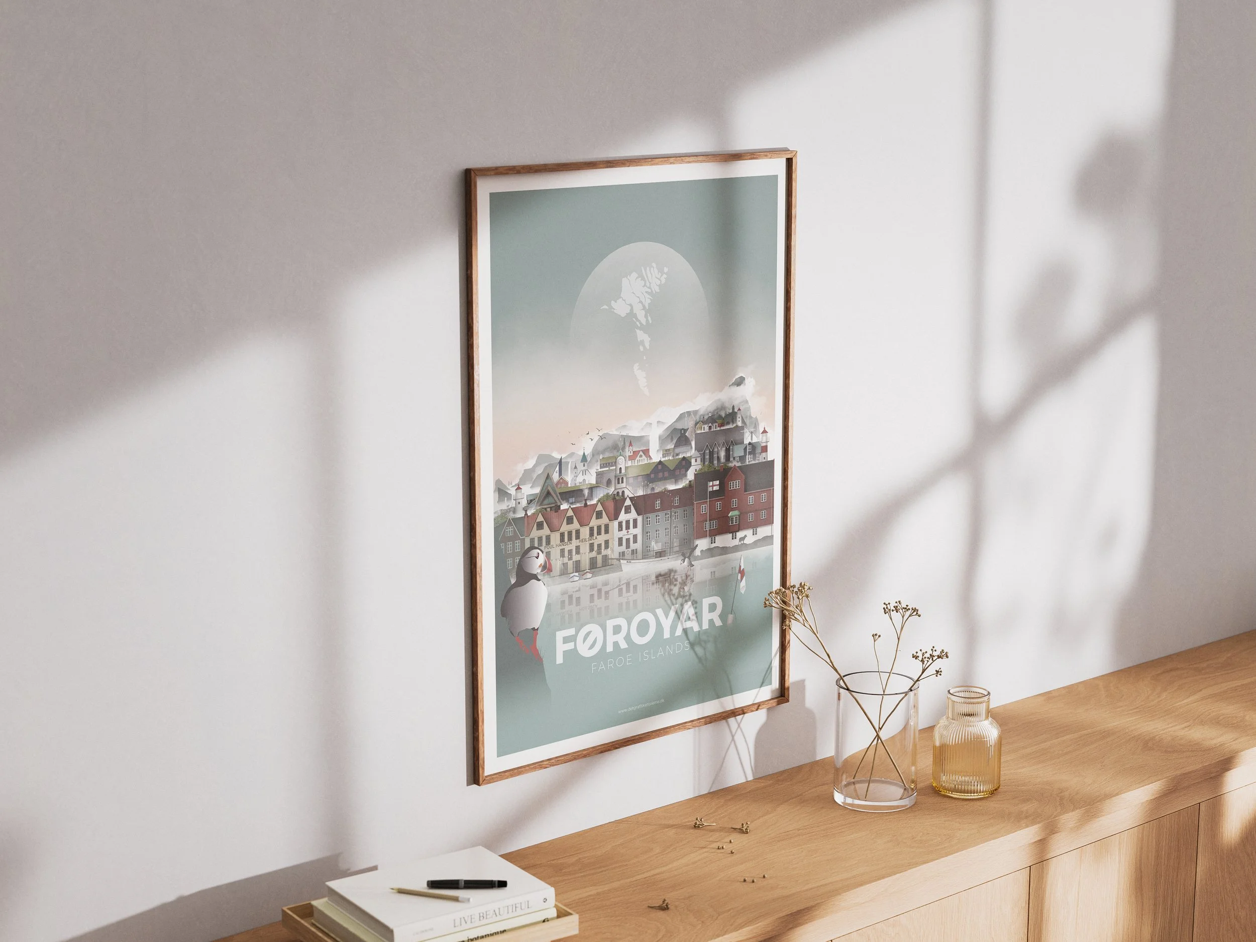 Færøerne-plakat-lys-ramme.jpg