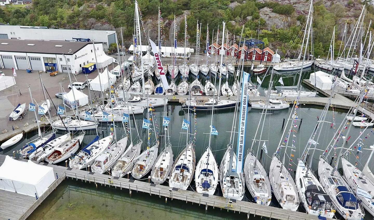 Bara nio m&aring;nader kvar till Orust Sailboat Show med &Ouml;ppet Varv, Ell&ouml;s, Orust, 23-25 augusti 2024. Det finns ingen annan b&aring;tm&auml;ssa i Skandinavien med fler segelb&aring;tar utst&auml;llda.

www.orustsailboatshow.se

Just nine m