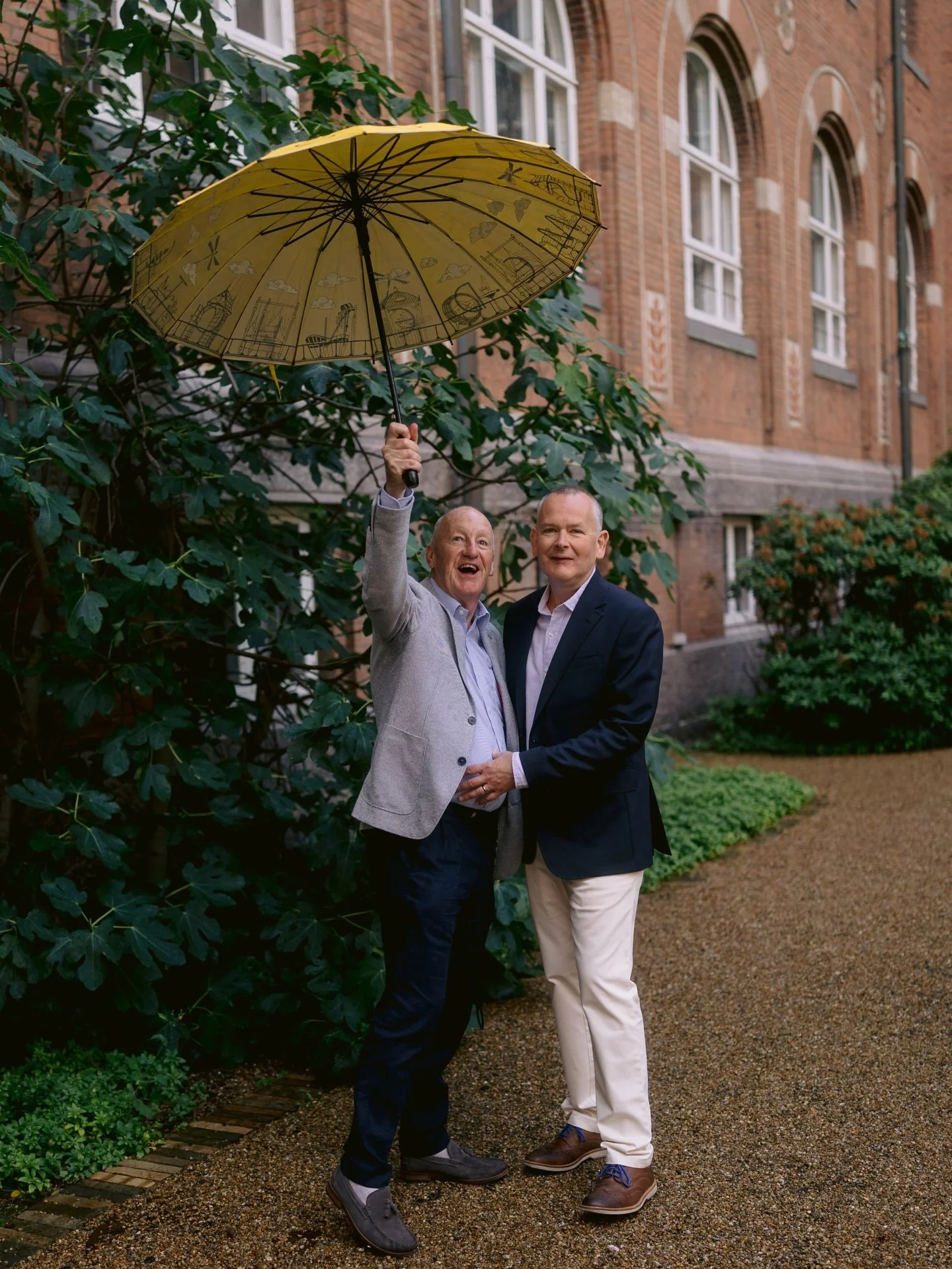 LGBT Wedding in Copenhagen ❤️

Sometimes less is more, and J + P's city hall elopement in Copenhagen was the perfect example 💍🇩🇰. 

This British couple prioritized what truly mattered - each other. A post-ceremony library stroll turned out to be t