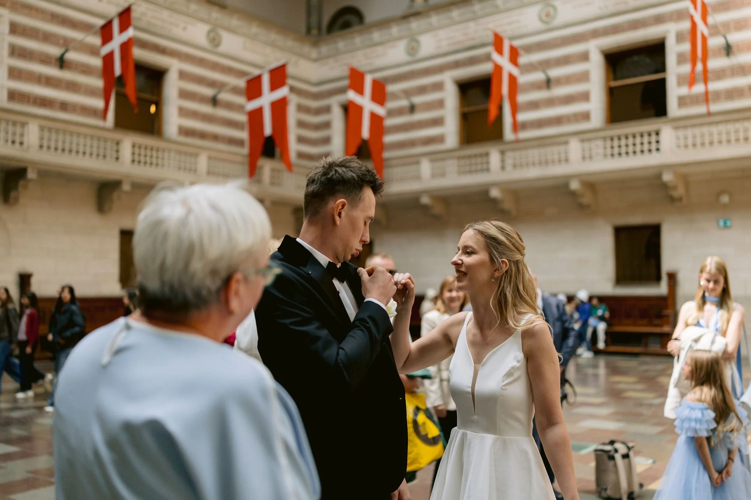 must-have-wedding-photos-copenhagen-wedding.jpg