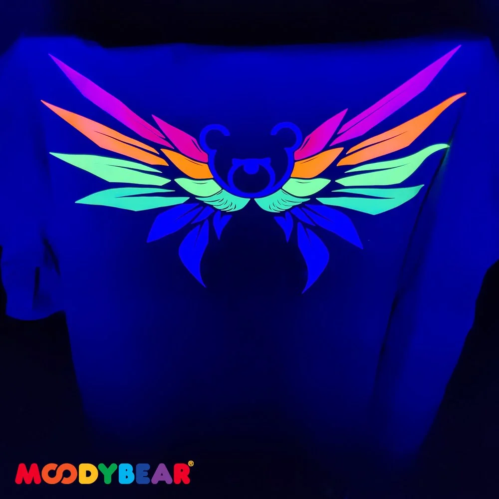 PRIDE 2026 - Neon Wings of Pride