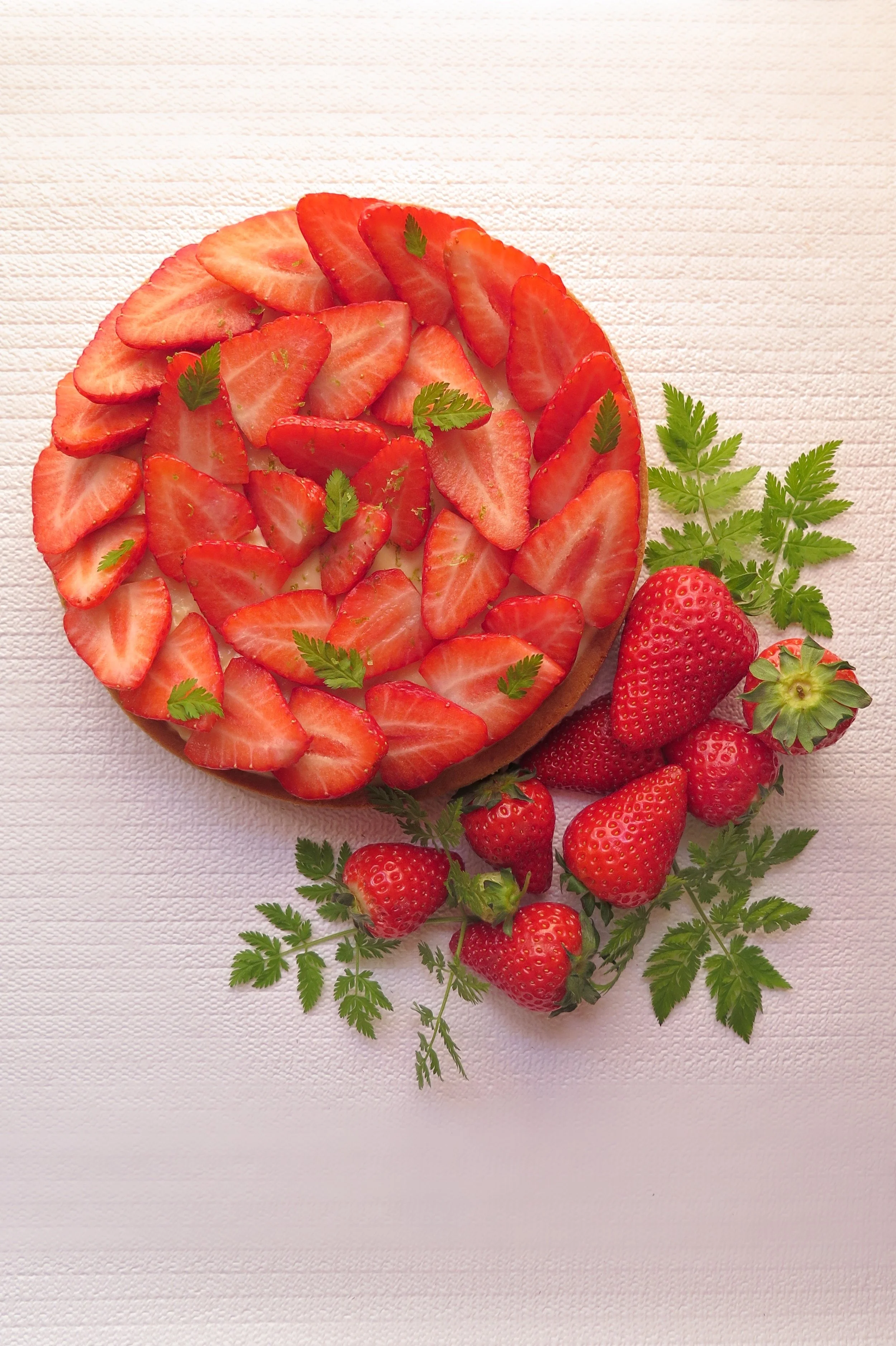 Berries &amp; Icelandic flower tart