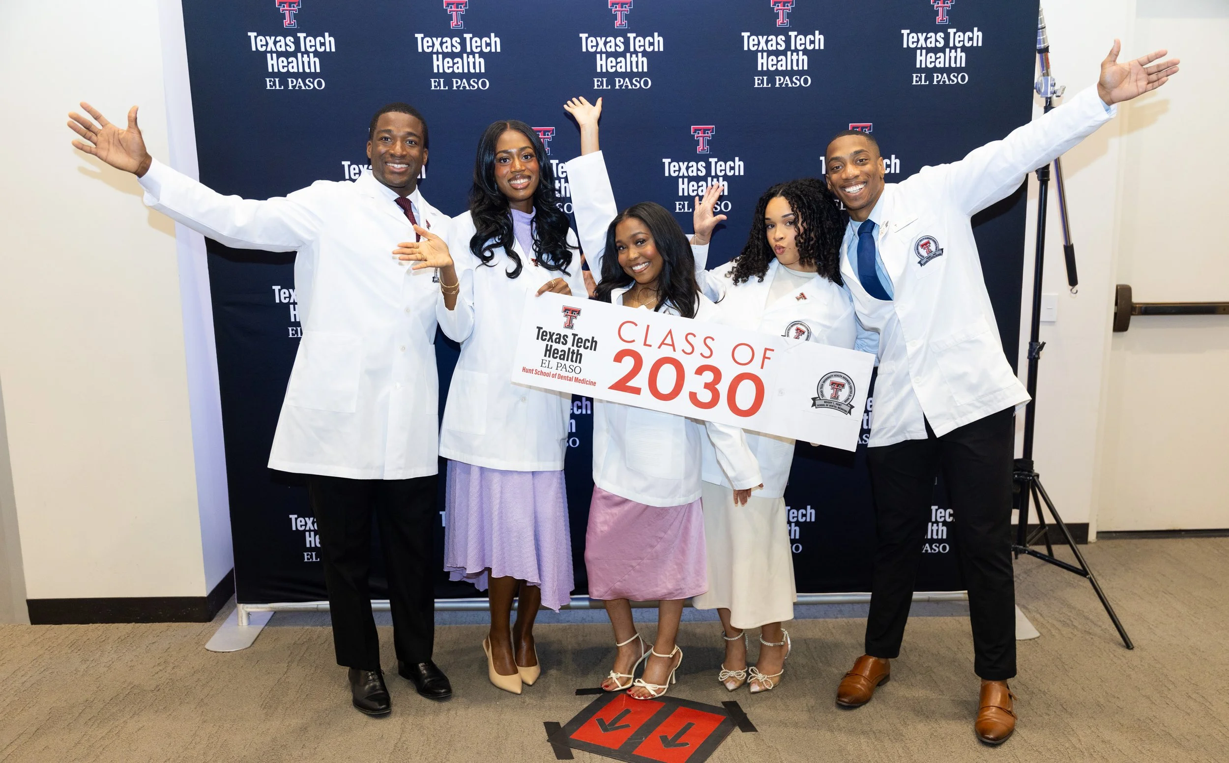 260822 HSDM White Coat Class of 2030 PRESS IPA 02.JPG