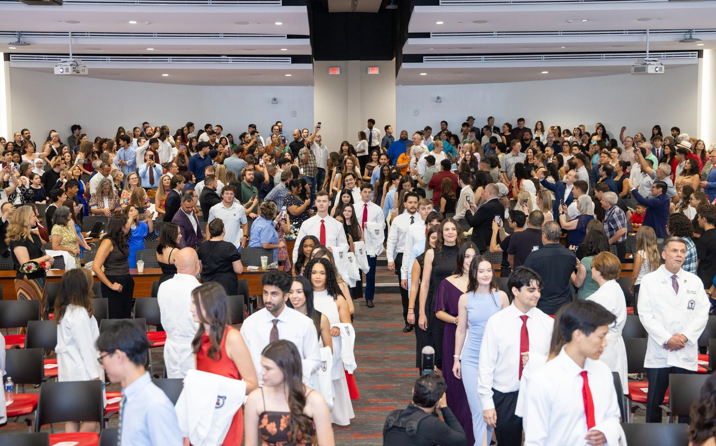260822 HSDM White Coat Class of 2030 PRESS IPA 04.JPG