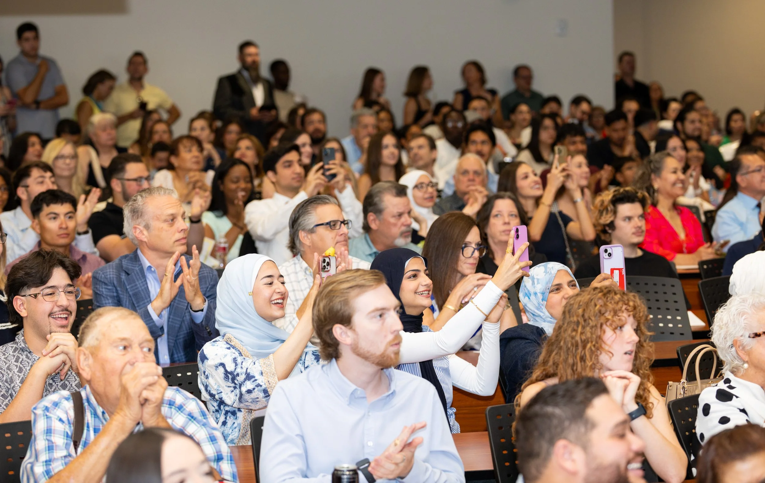 260822 HSDM White Coat Class of 2030 PRESS IPA 06.JPG